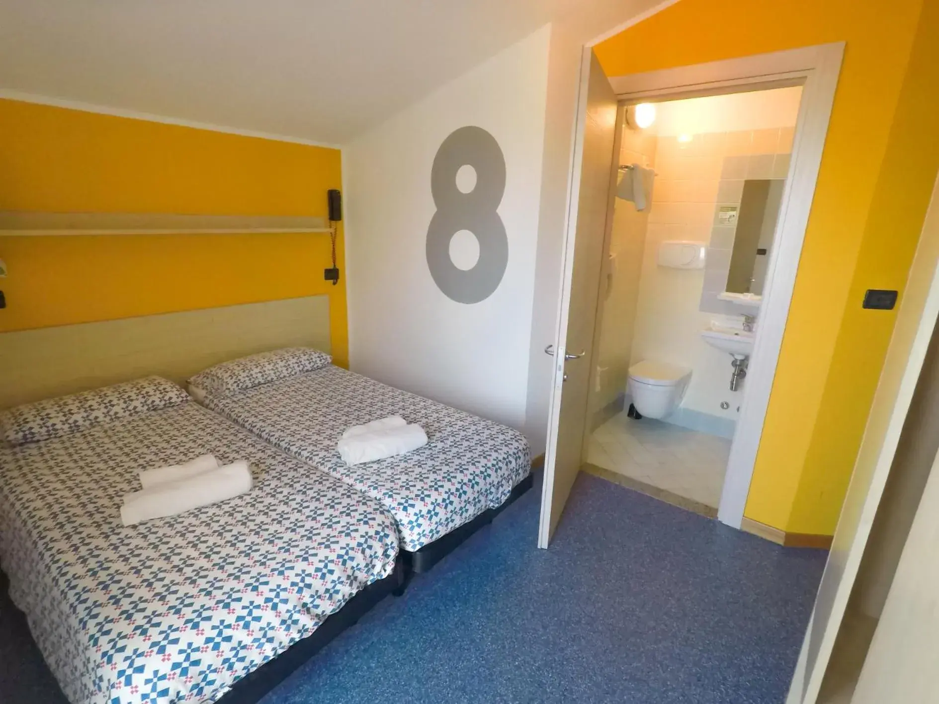 Double or Twin Room in Hotel Morfeo - Young People Hotels Double or Twin Room in Hotel Morfeo - Young People Hotels