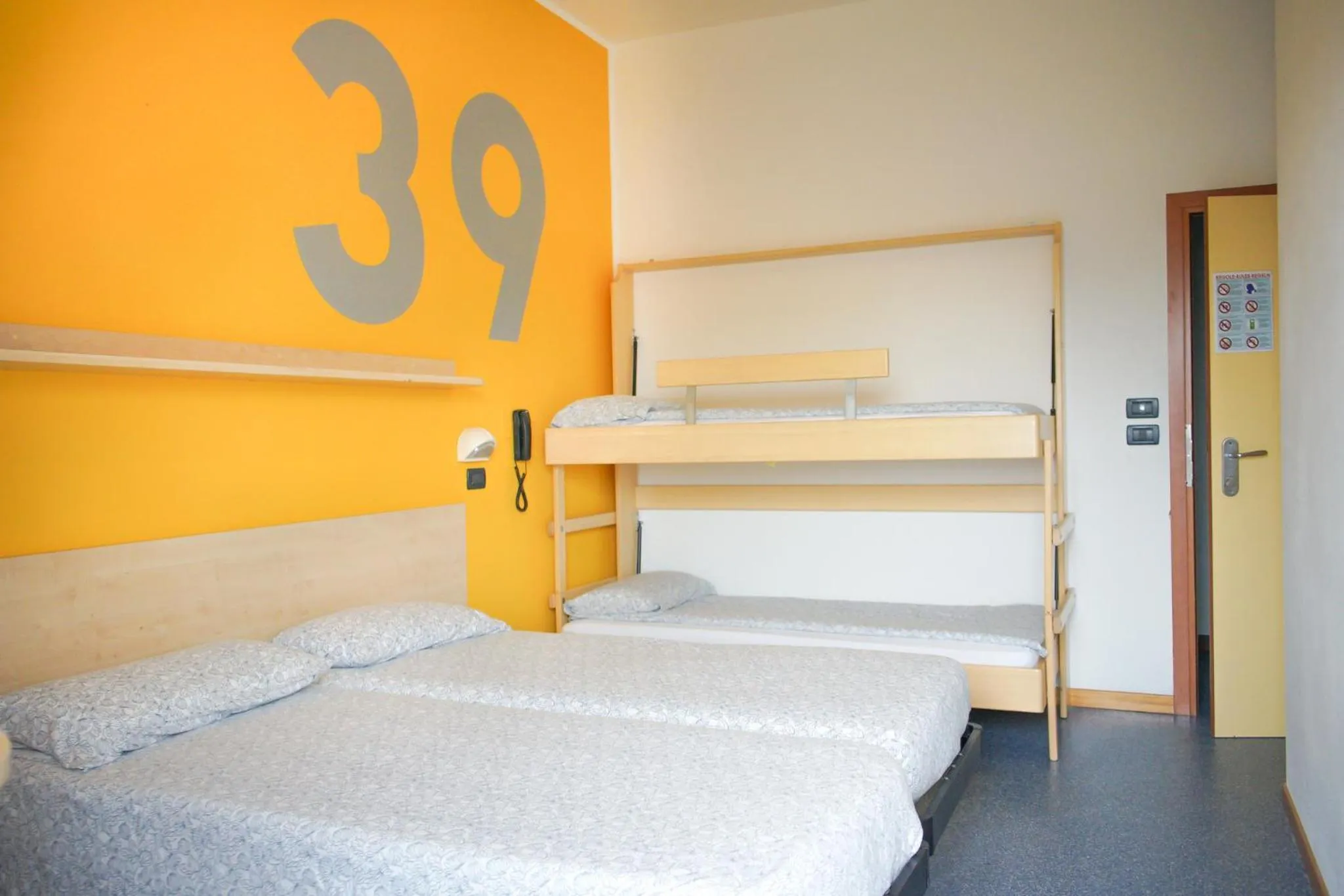 Other, Bed in Hotel Morfeo - Fun Hotel - NO FAMILY