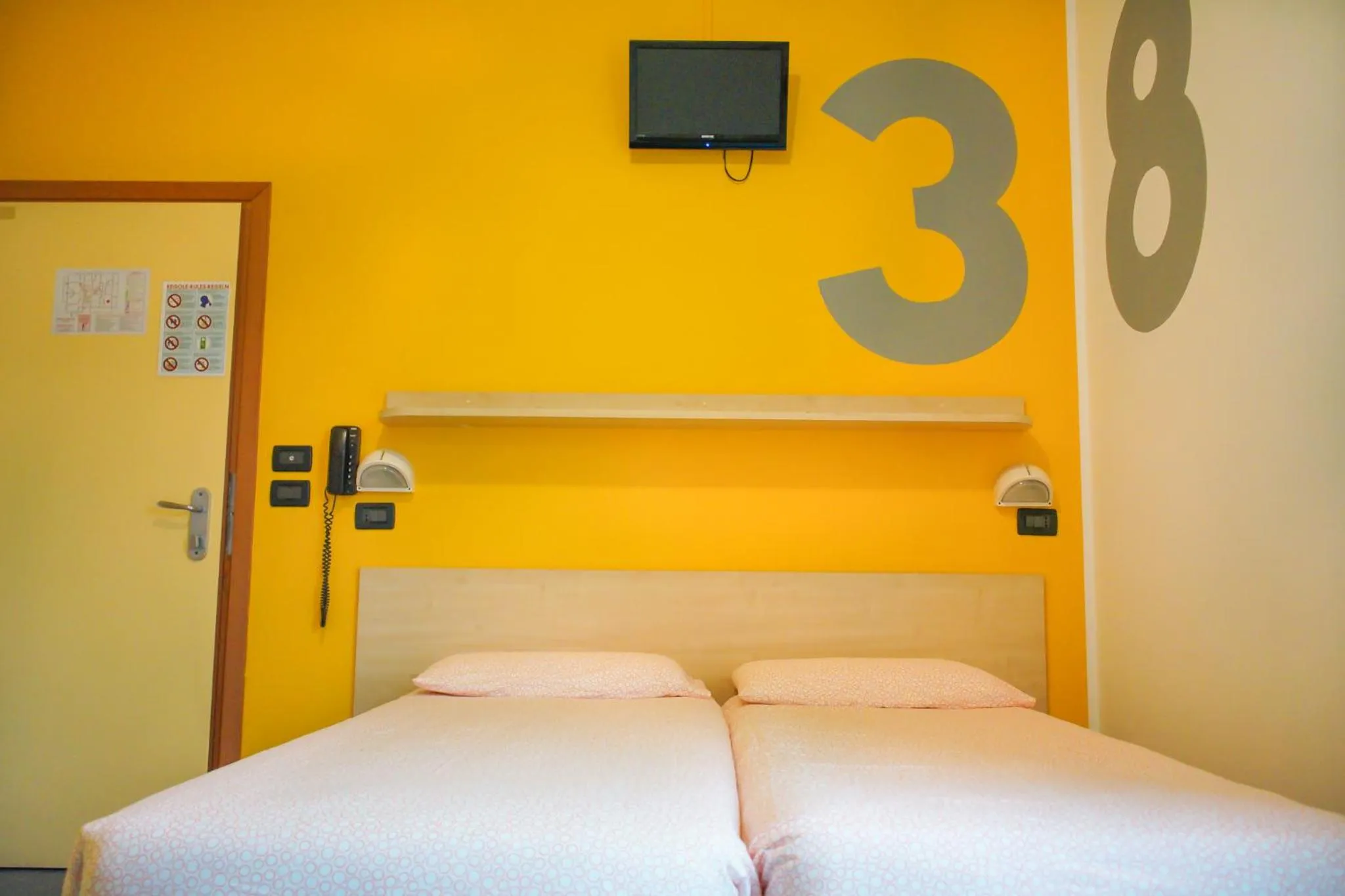 Photo of the whole room, Bed in Hotel Morfeo - Fun Hotel - NO FAMILY