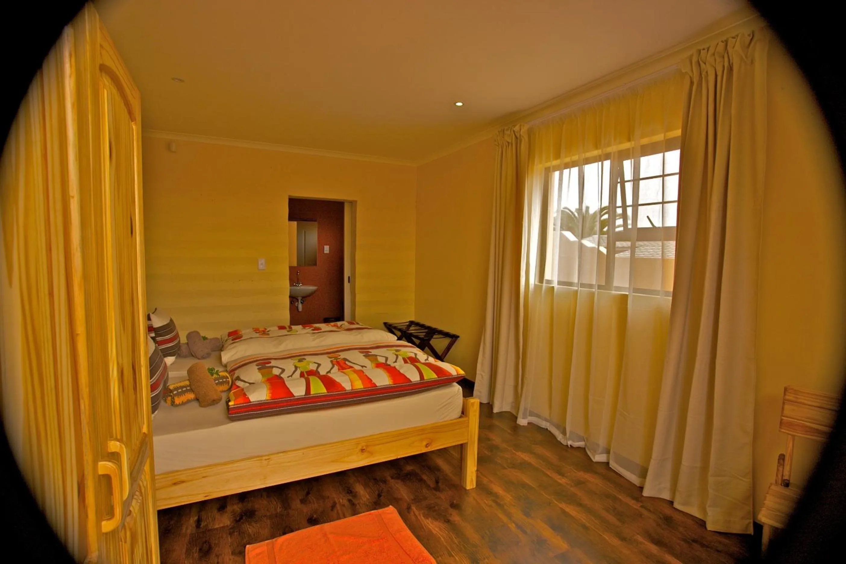 Bedroom, Bed in Sandcastle Apartments
