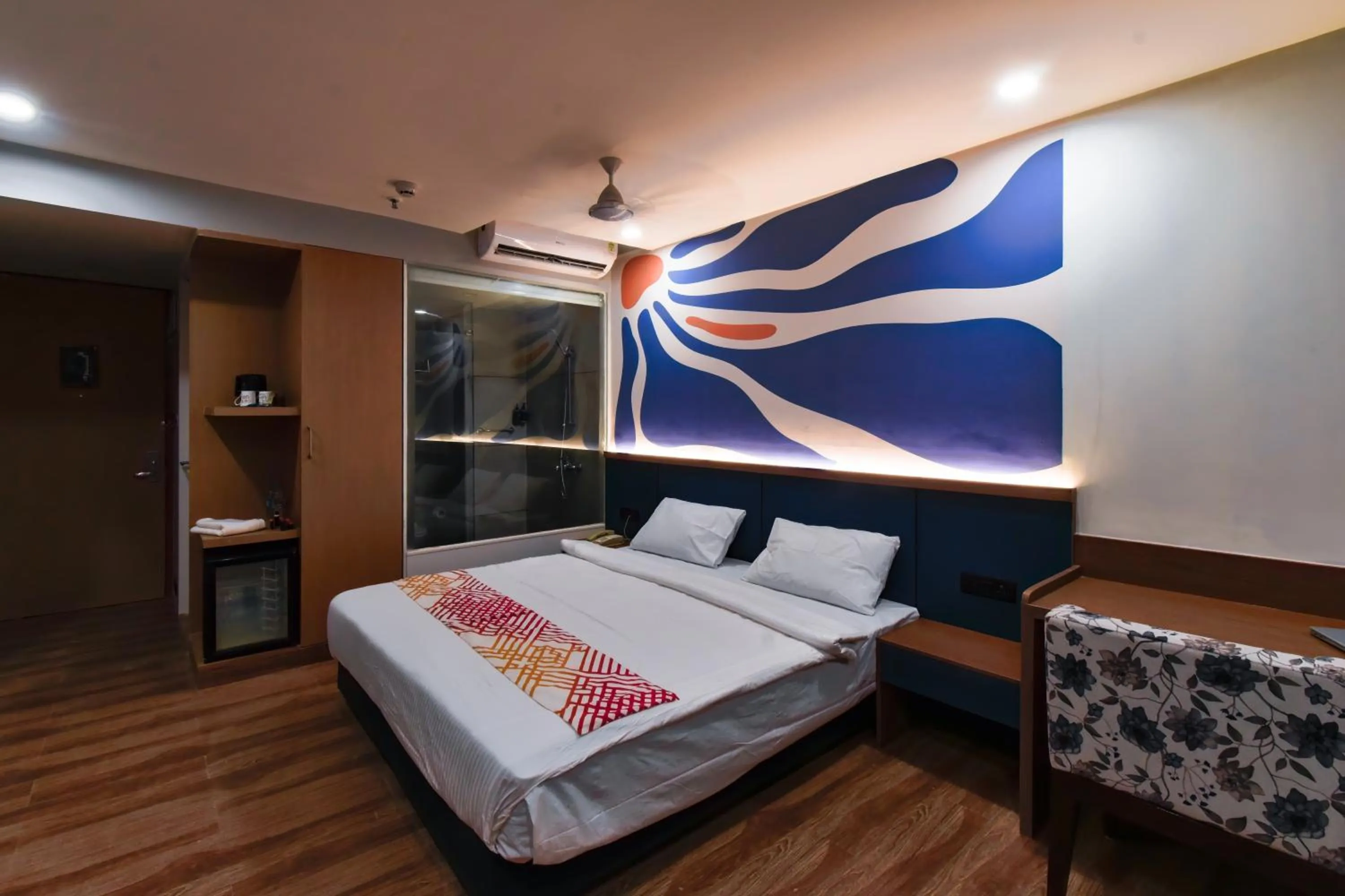 Bedroom, Bed in Ginger Vadodara RCR