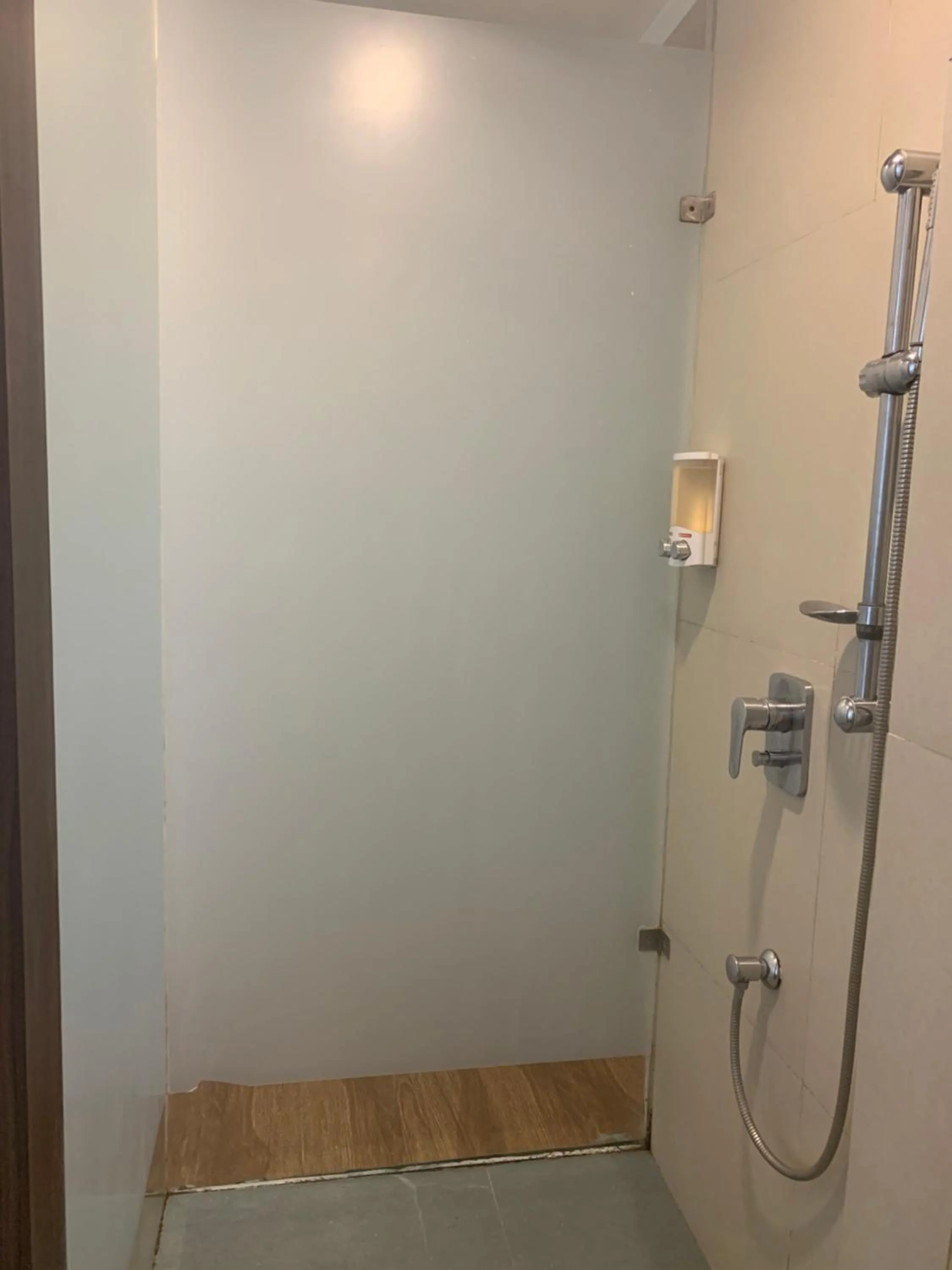 Bathroom in Ginger Vadodara RCR