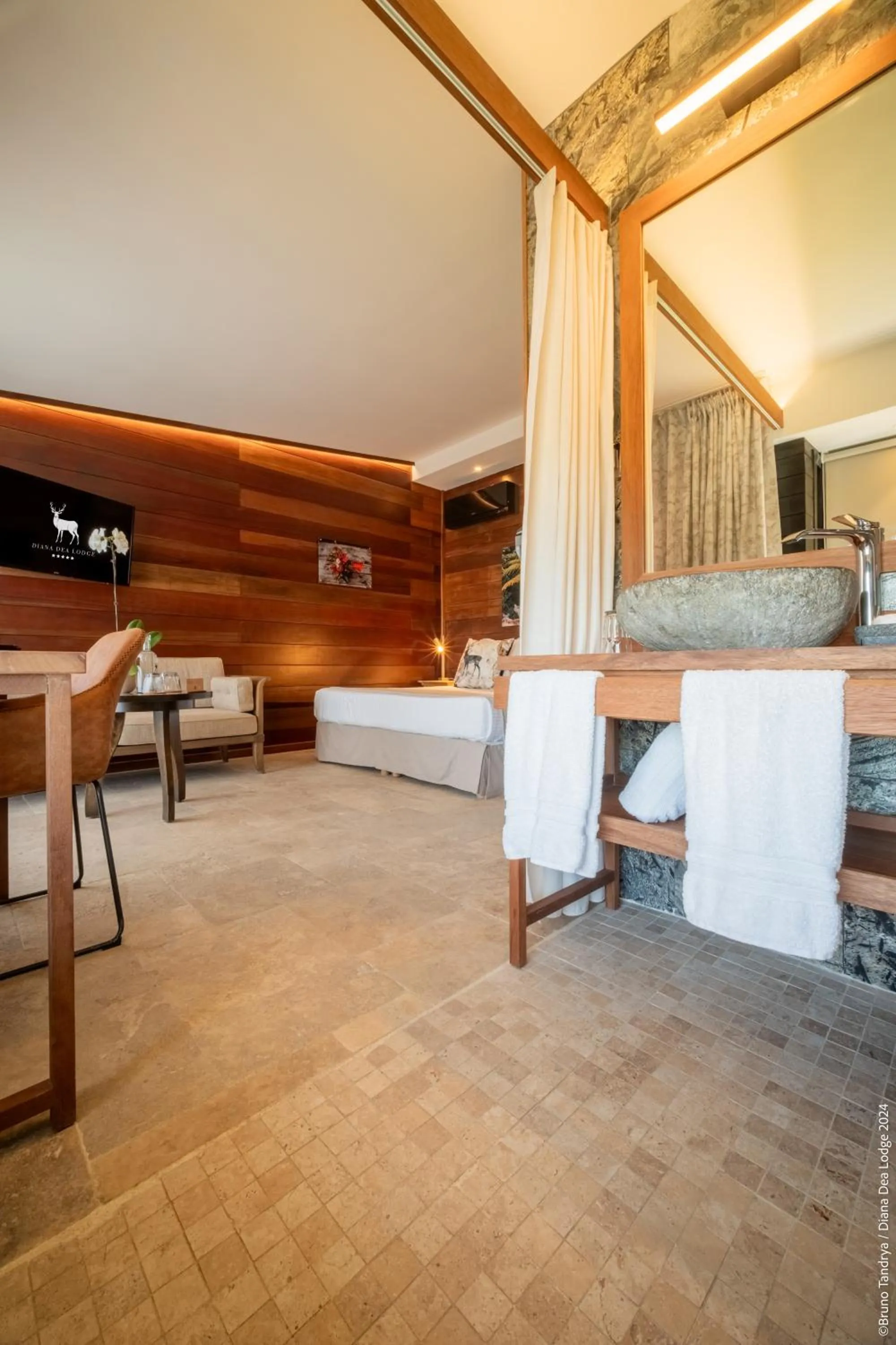 Bed in Hôtel Diana Dea Lodge & SPA