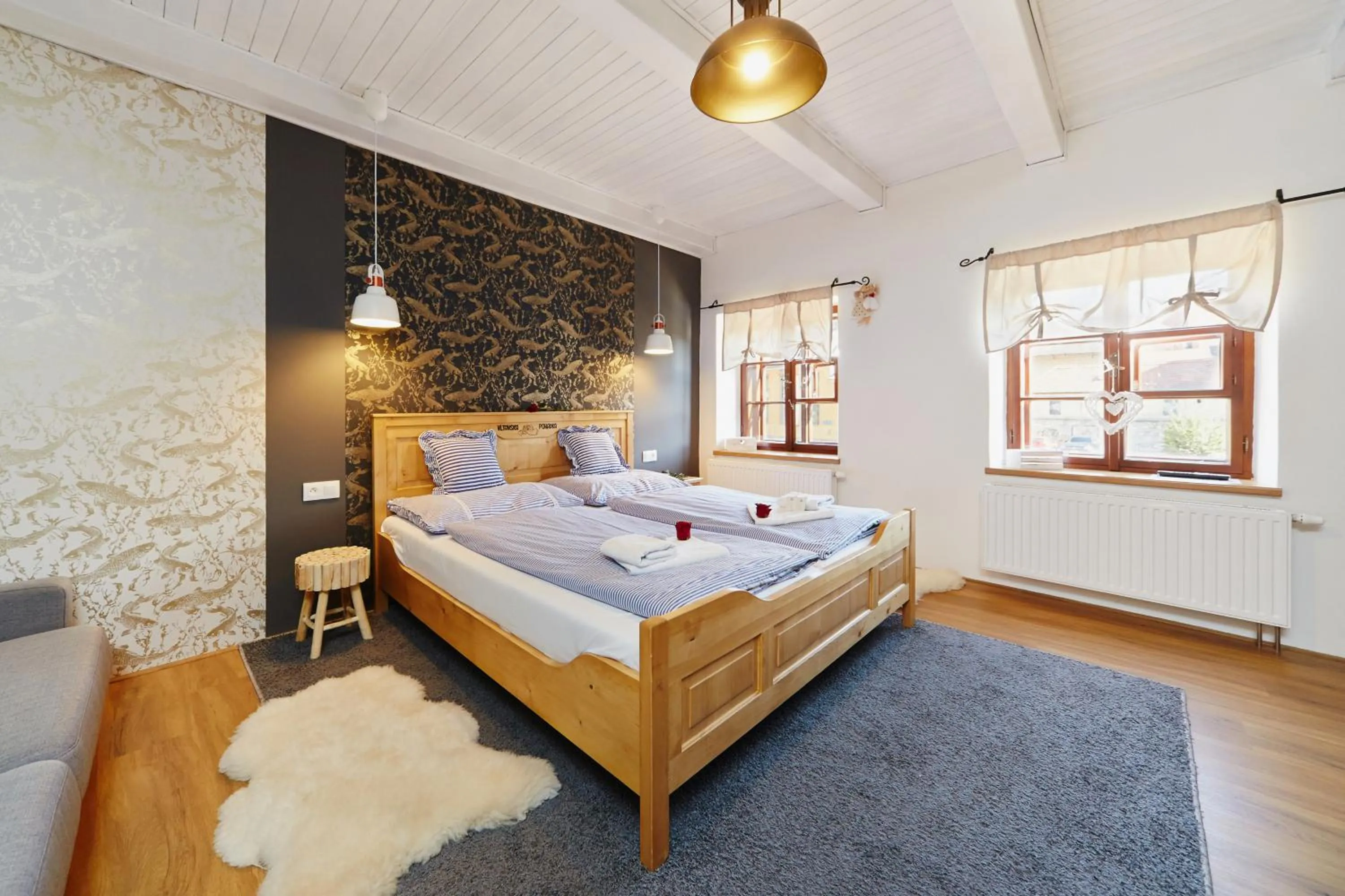 Bed in Vltavská pohádka