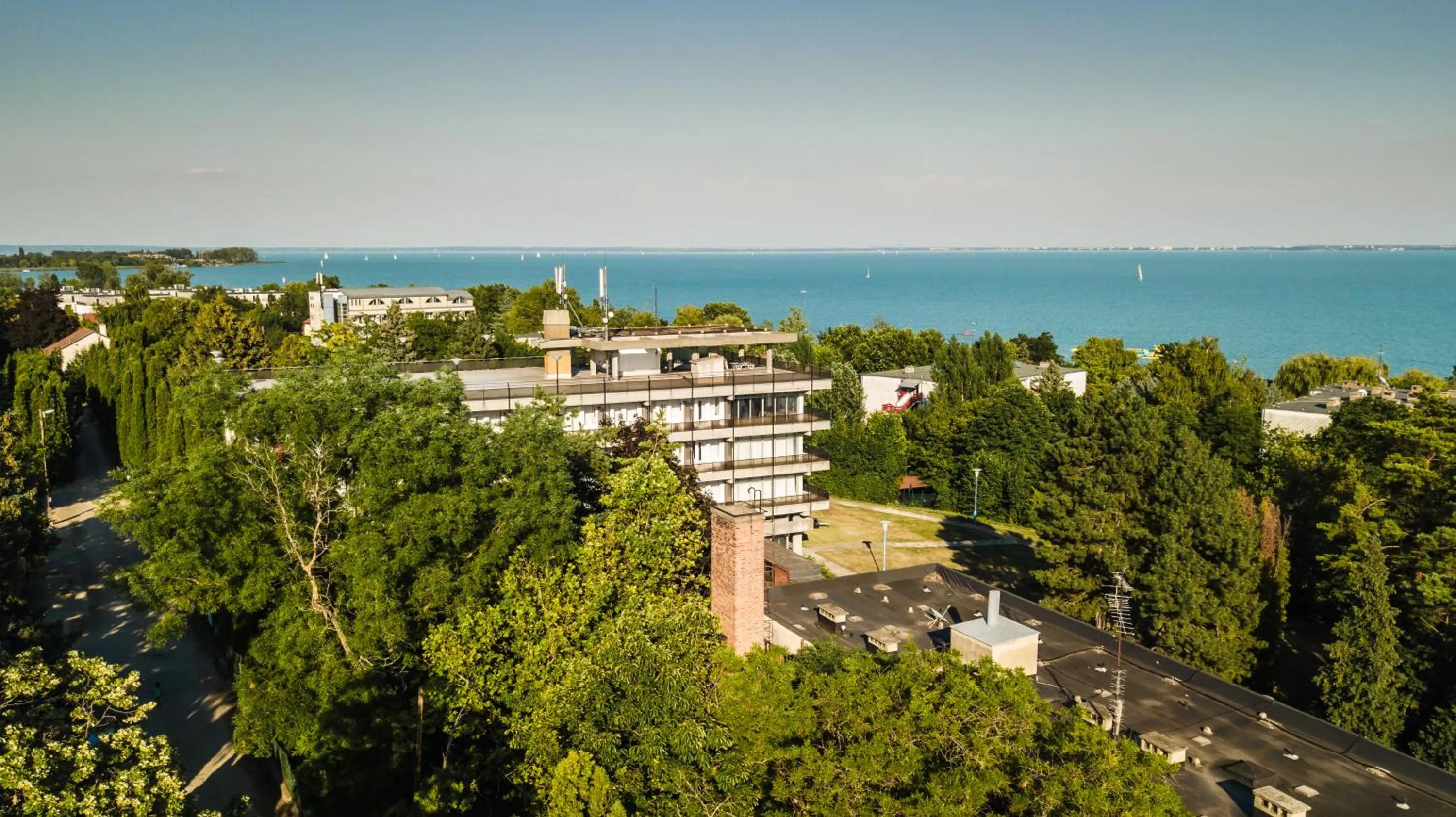 Day in Hotel Holiday Csopak