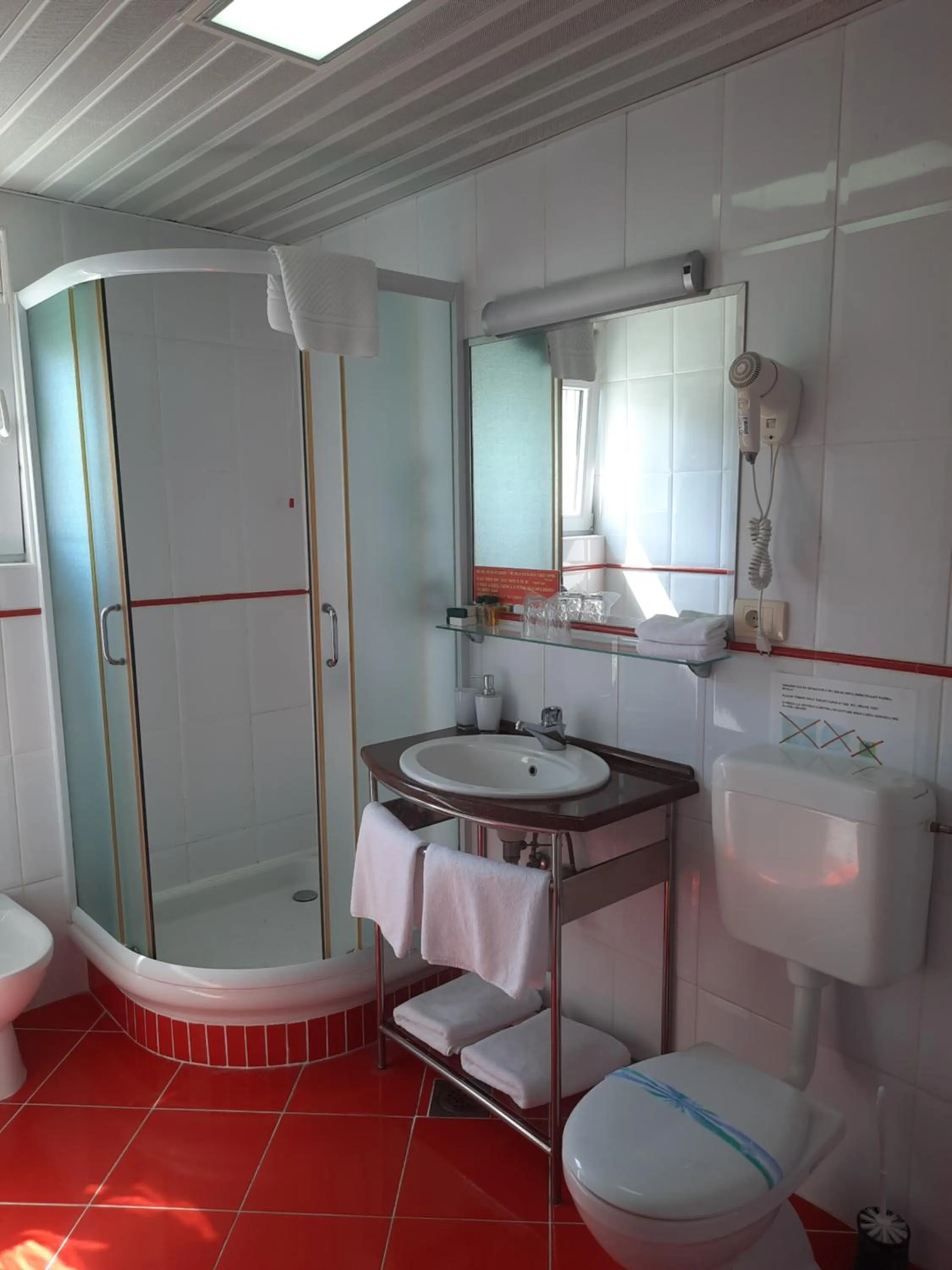 Shower in Hotel Aruba