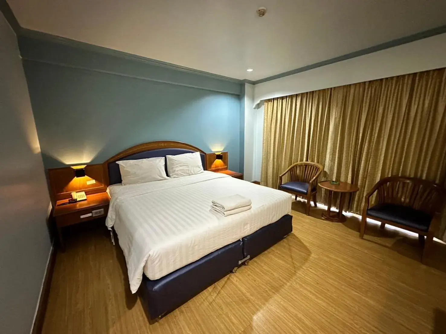Bedroom, Bed in Hatyai Merridian Hotel Bedroom, Bed in Hatyai Merridian Hotel