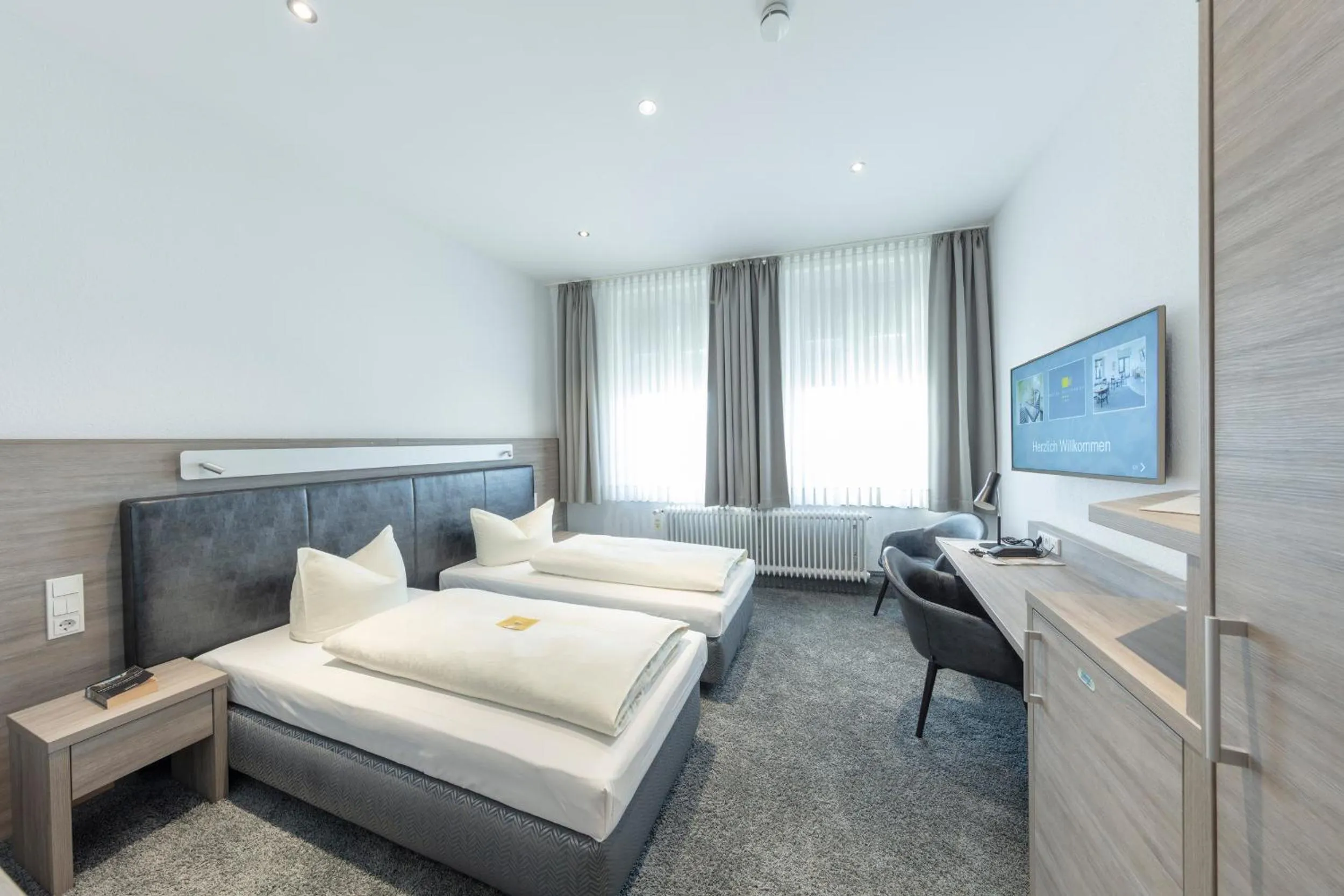 Bed in Hotel Reichshof garni