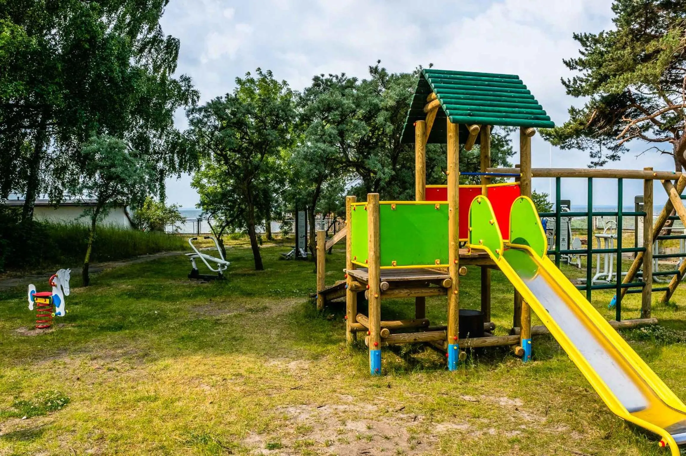 Children play ground in OW Posejdon Jastarnia - blisko morza i nad zatoką