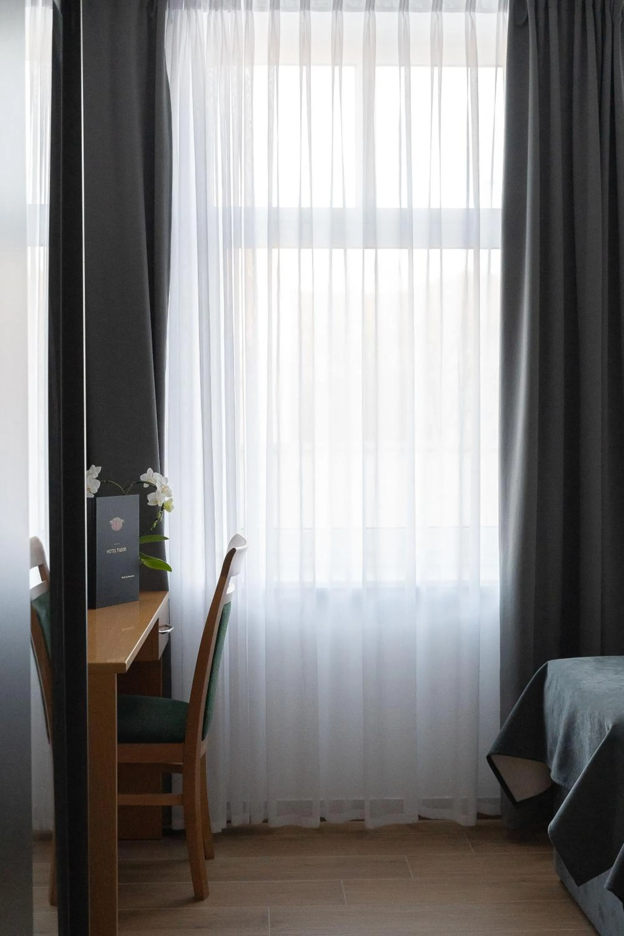 Bedroom, Bed in Hotel Tabor