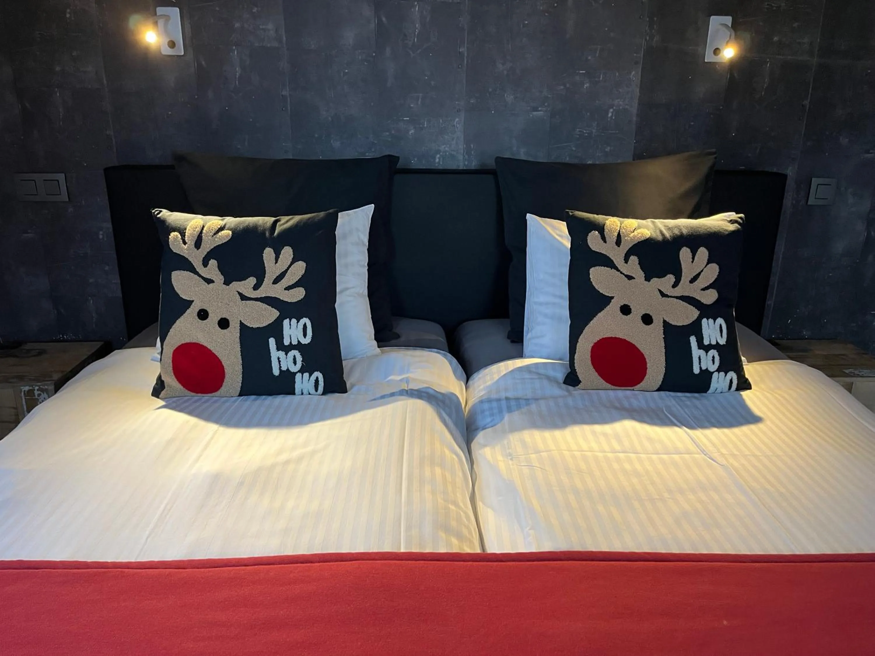 Property building, Bed in "Un matin au jardin"