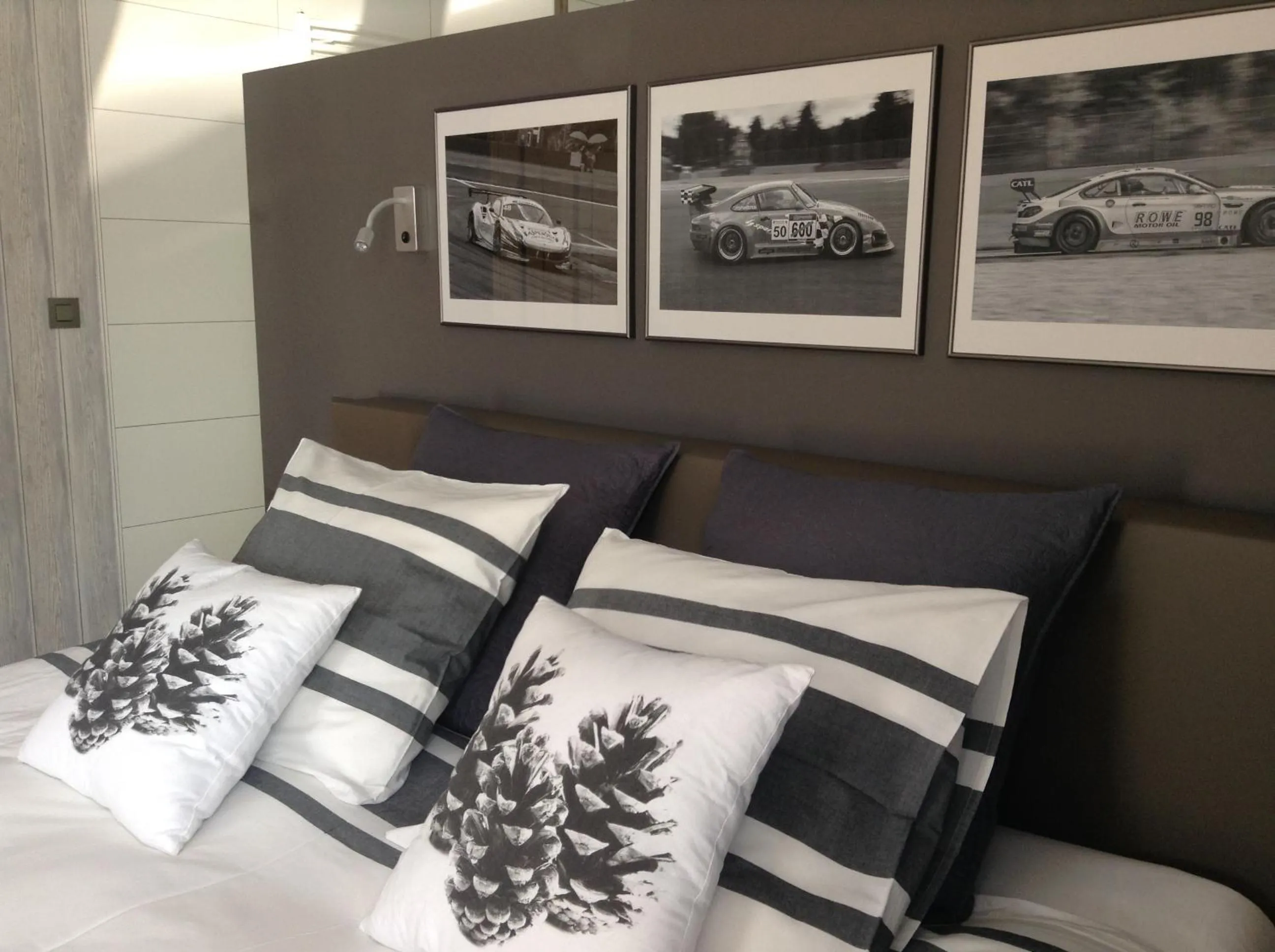 Property building, Bed in "Un matin au jardin"