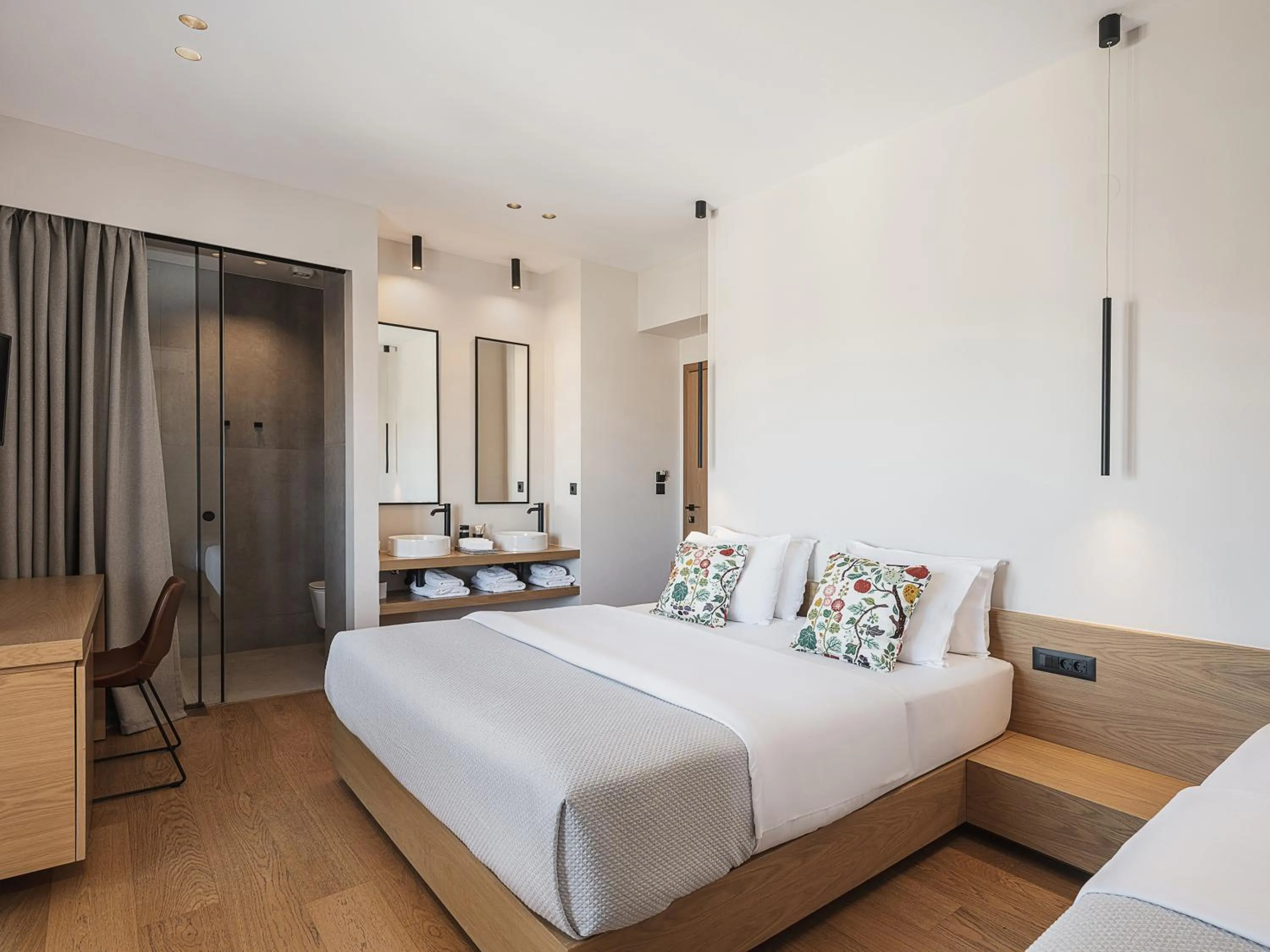 Photo of the whole room in Theofilos City Hotel