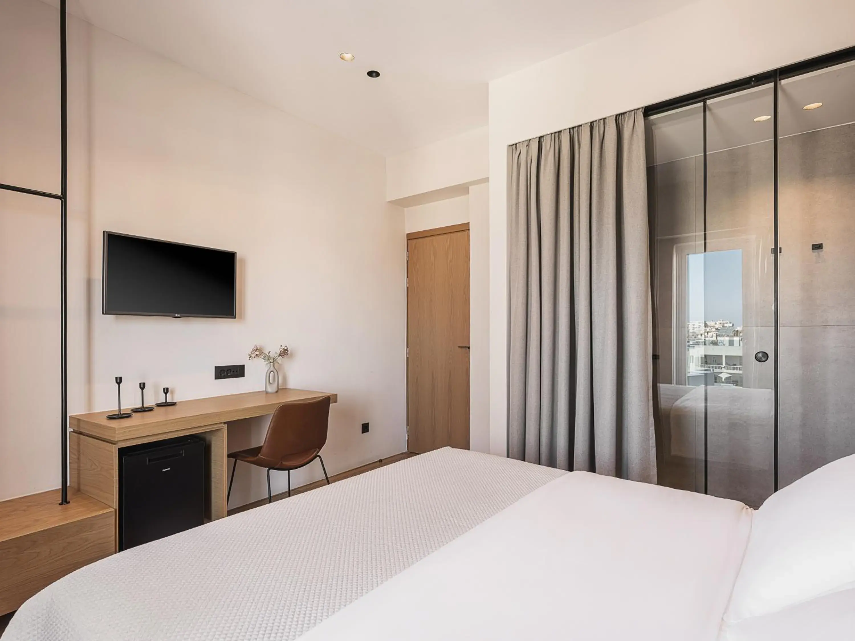 Deluxe Twin Room in Theofilos City Hotel Deluxe Twin Room in Theofilos City Hotel
