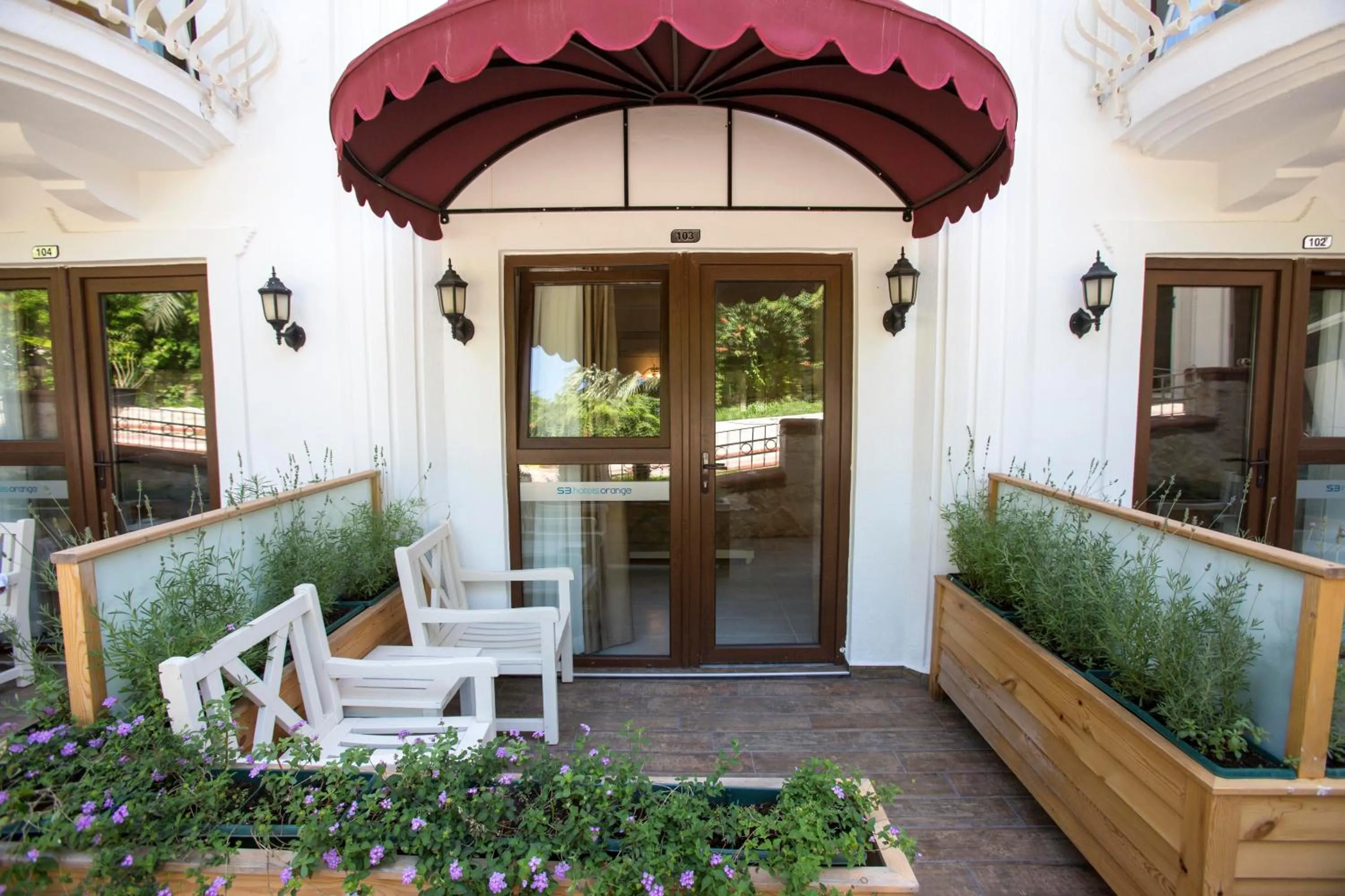 Patio in S3 Hotels Orange