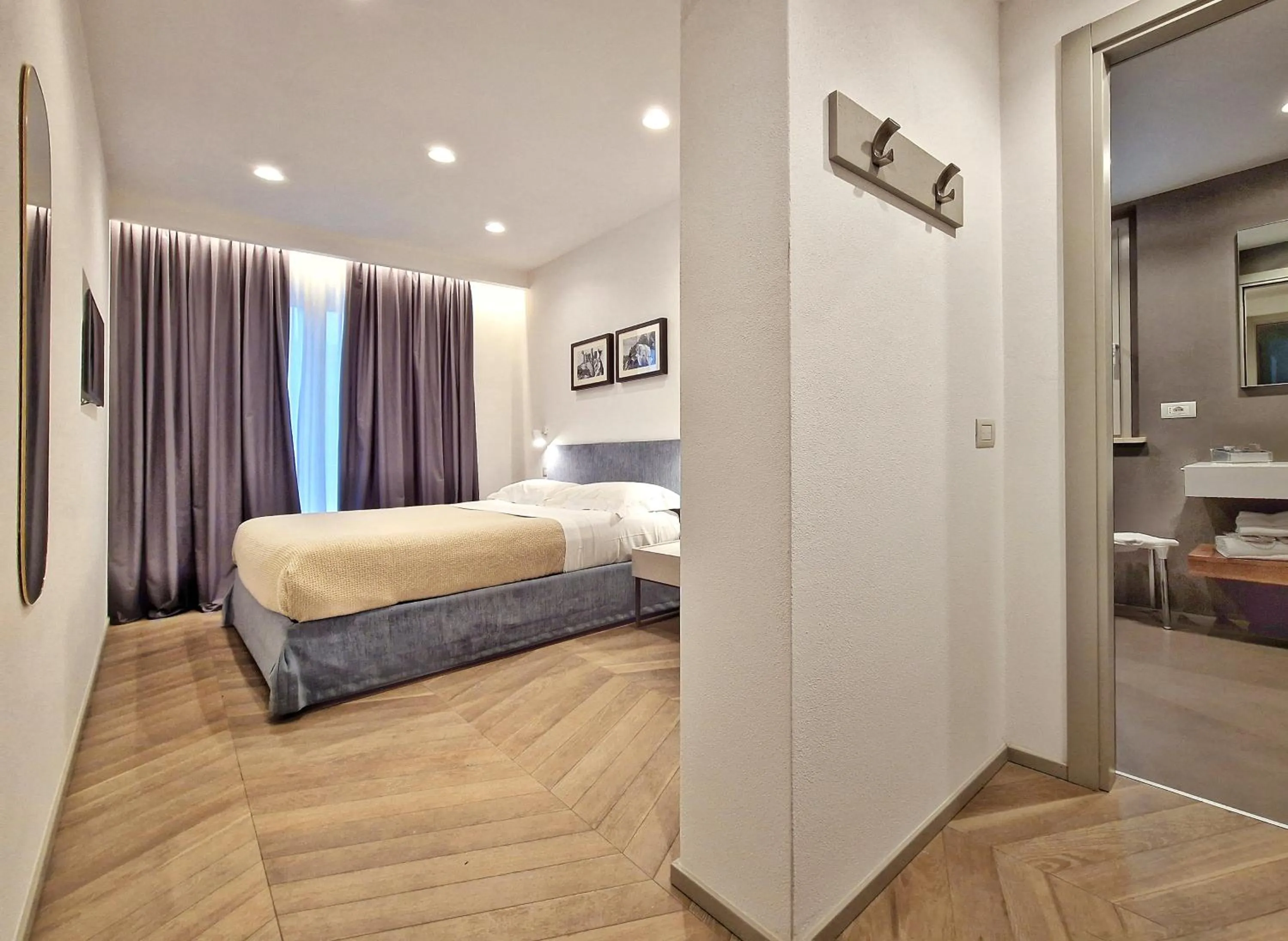 Bedroom, Bed in Hotel Villa Elsa