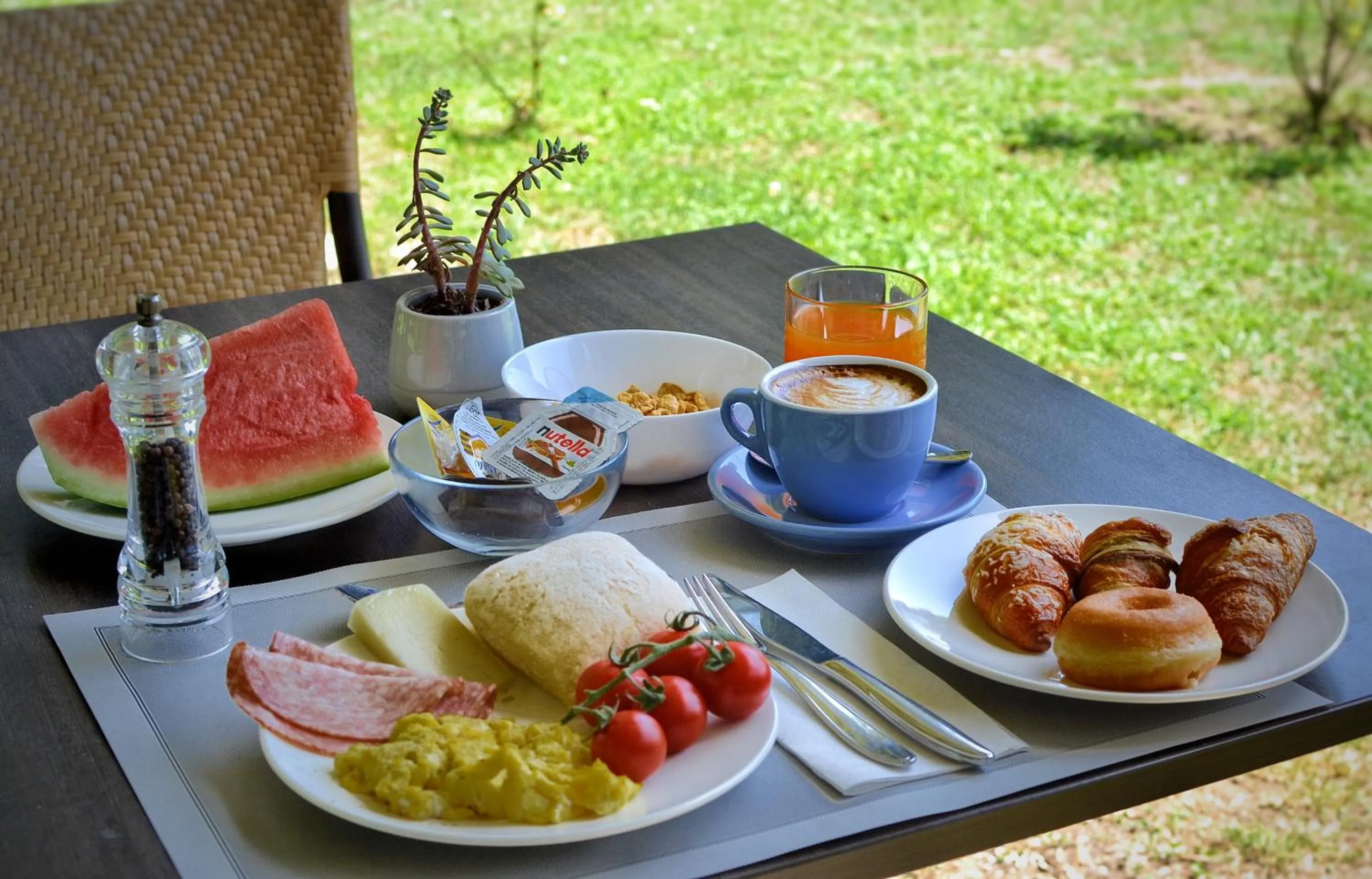 Breakfast in Hotel Villa Elsa