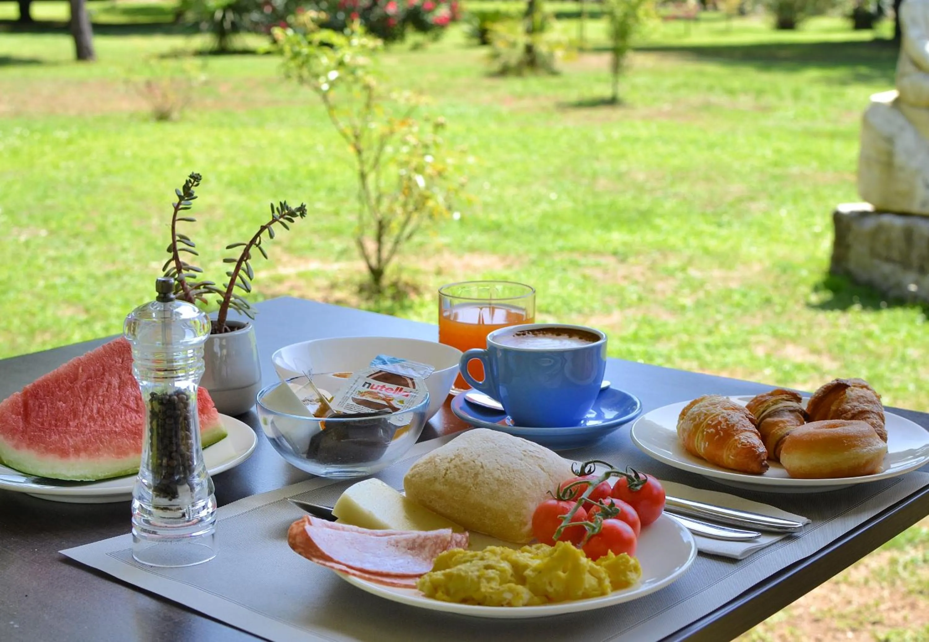 Restaurant/places to eat in Hotel Villa Elsa