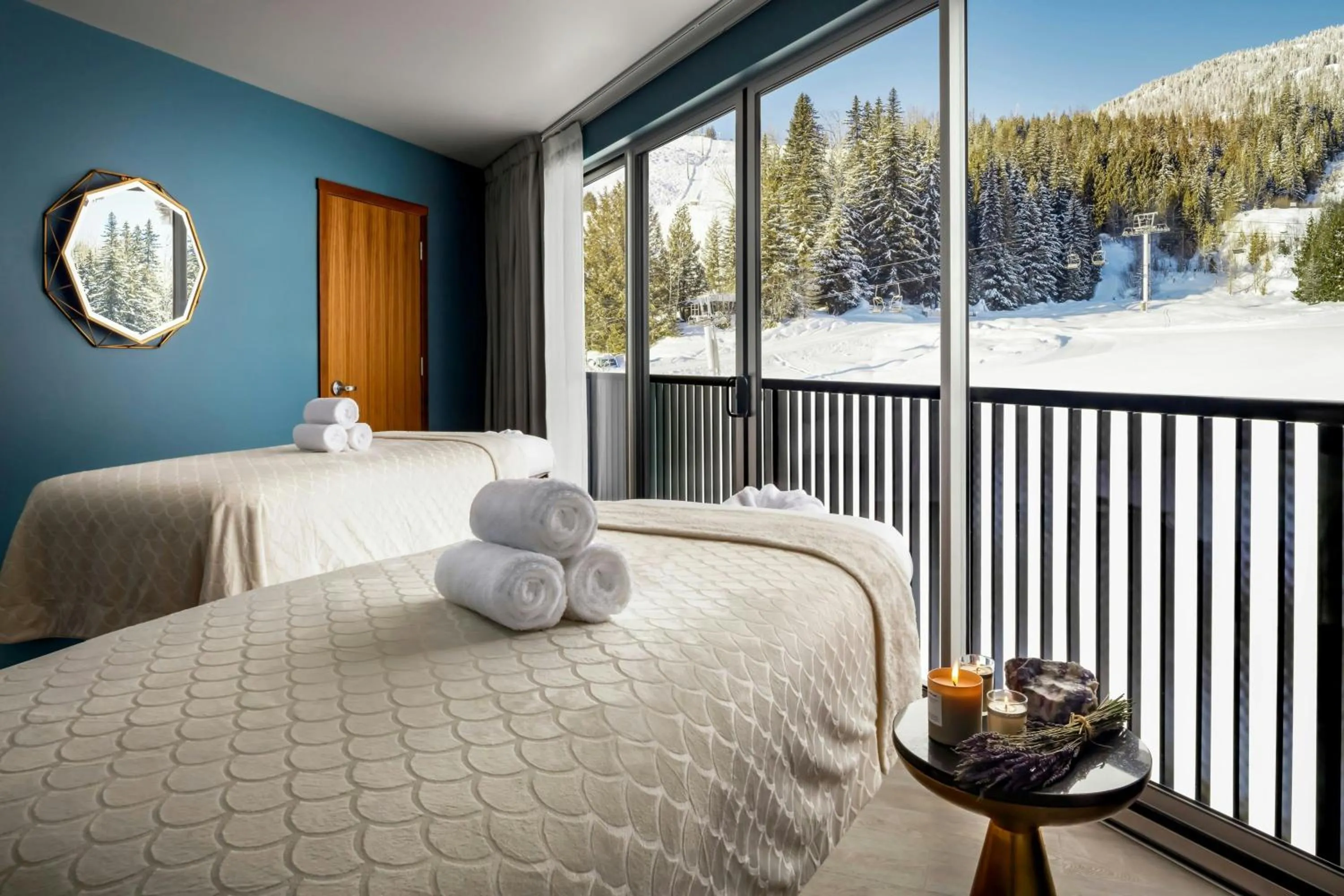 Spa and wellness centre/facilities, Bed in The Josie Hotel, Autograph Collection