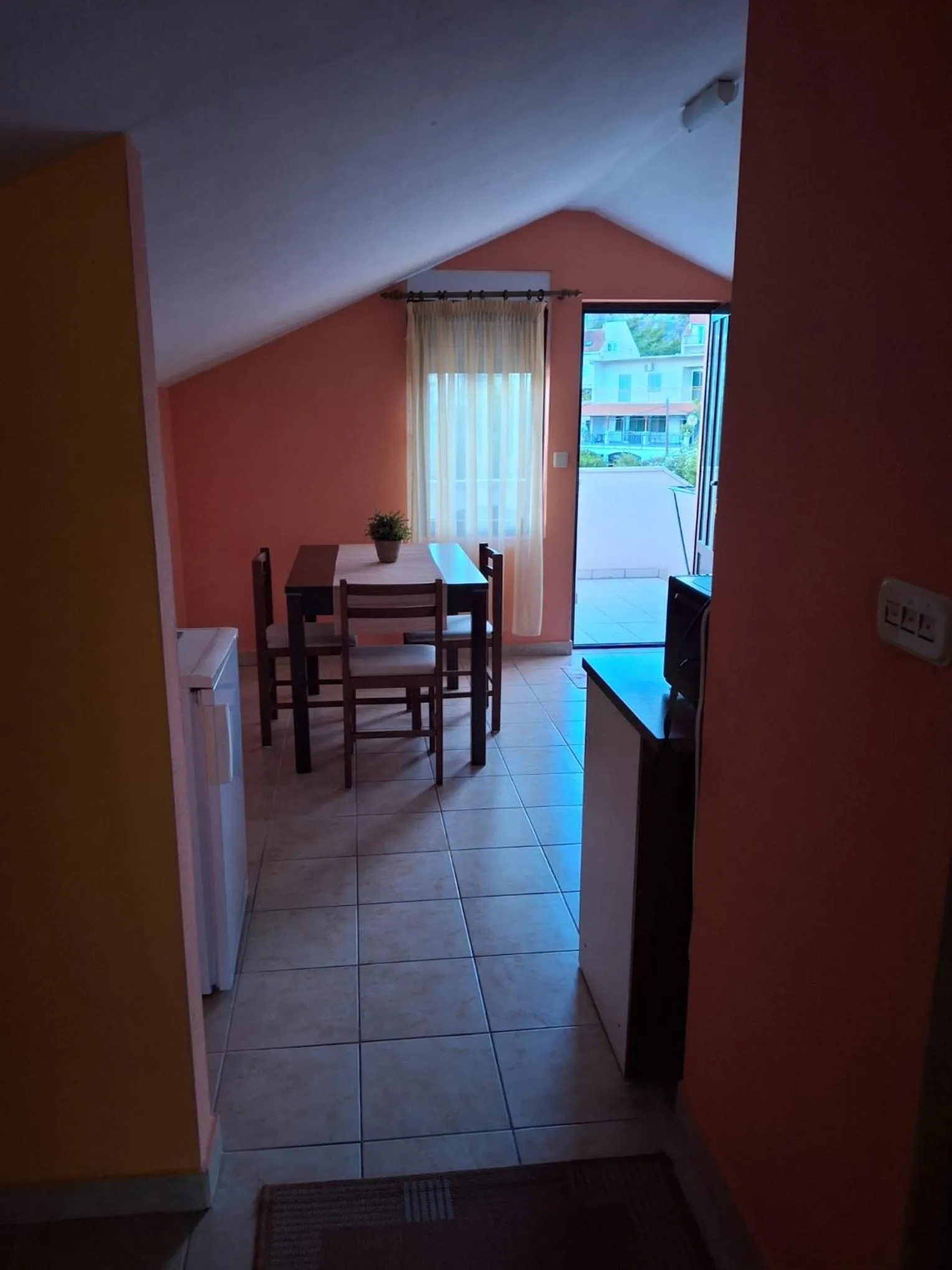 Kitchen or kitchenette in Villa Luketa