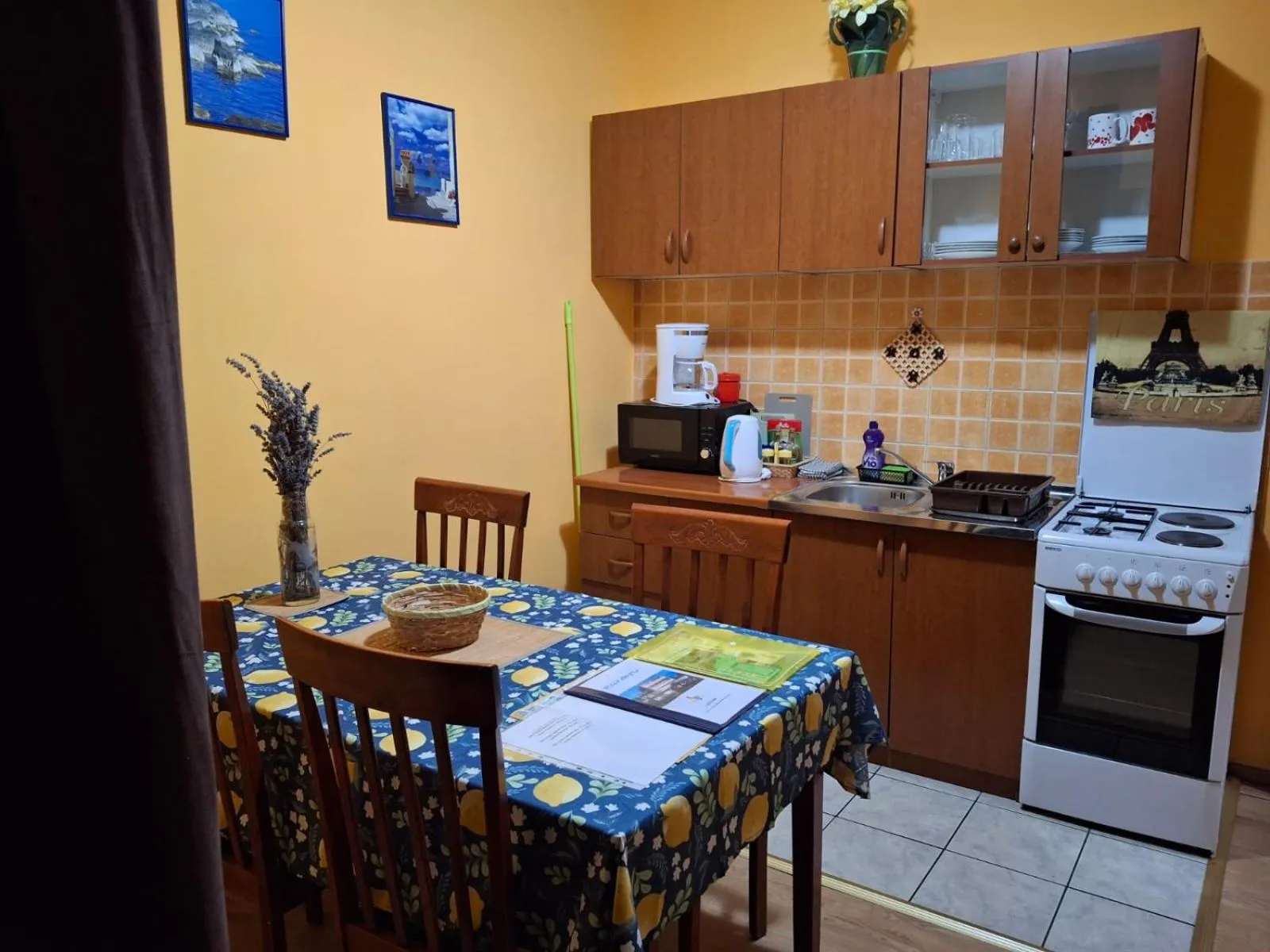 Dining area in Villa Luketa