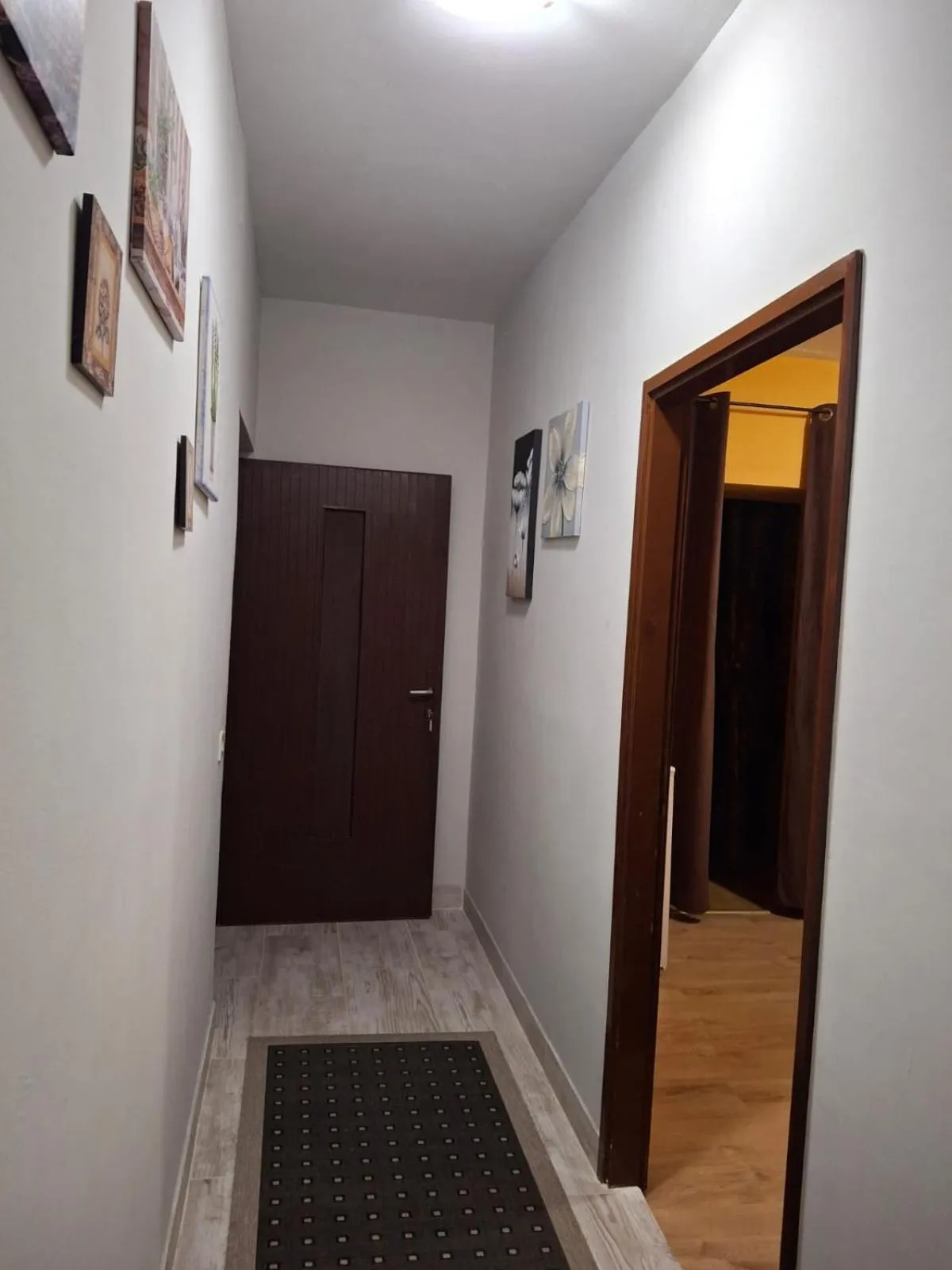 wardrobe in Villa Luketa