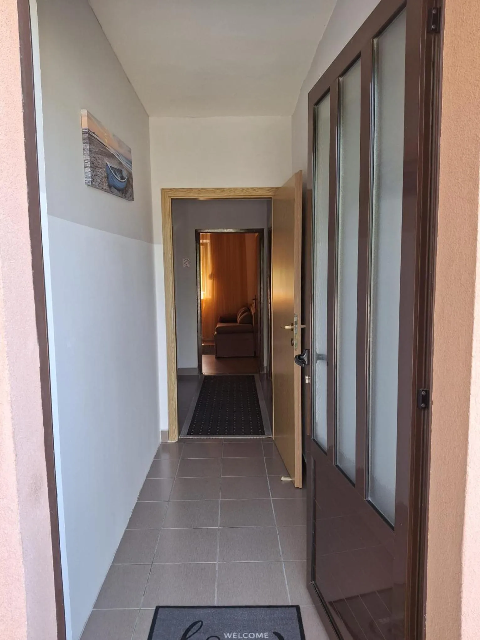 Photo of the whole room in Villa Luketa