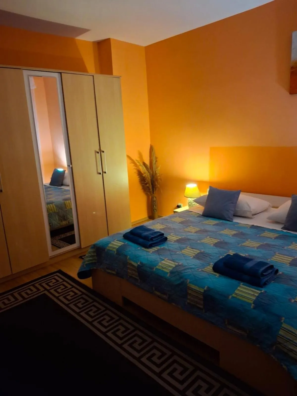 Photo of the whole room, Bed in Villa Luketa