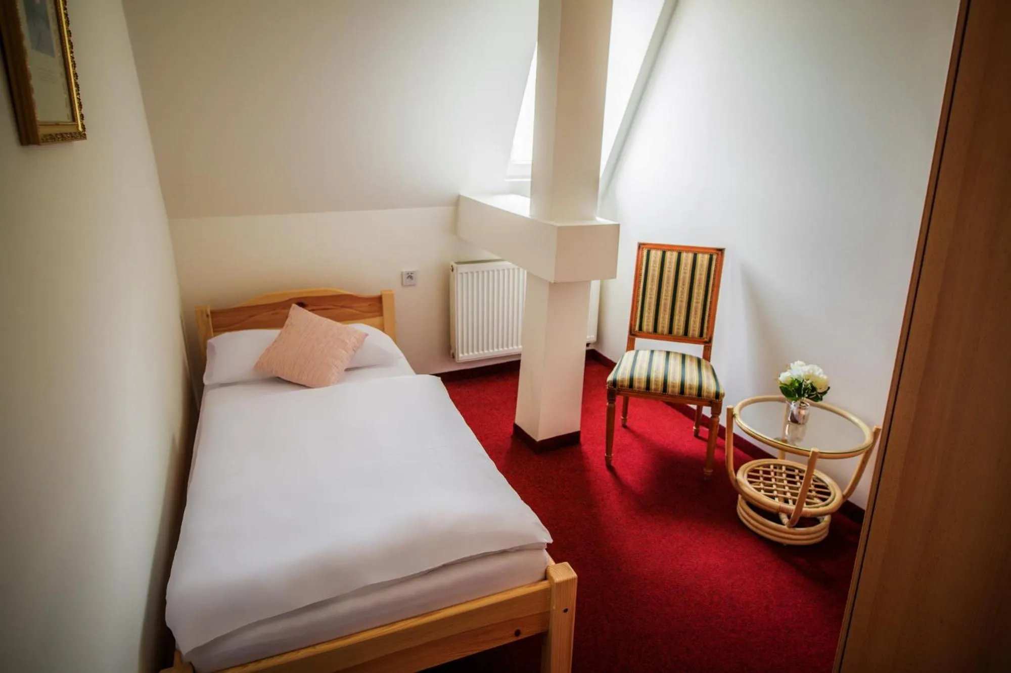 Twin Room with Separate Bedrooms in Hotel Dejmalik