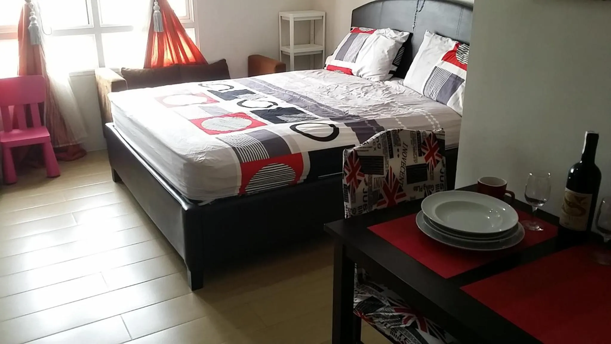 Studio Apartment in 150 Newport City Condo - near NAIA T3 AIRPORT MANILA