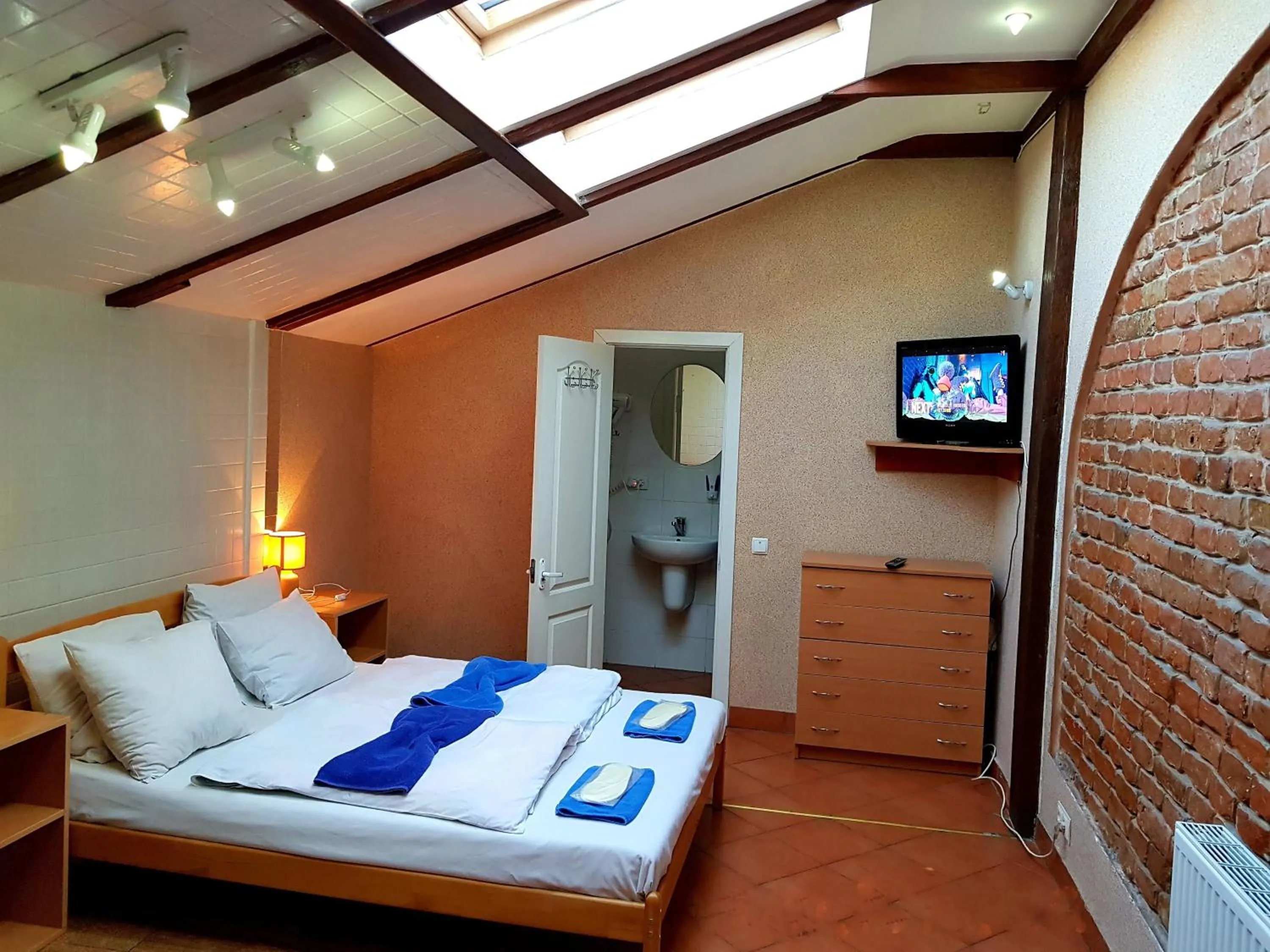 Sun Hotel