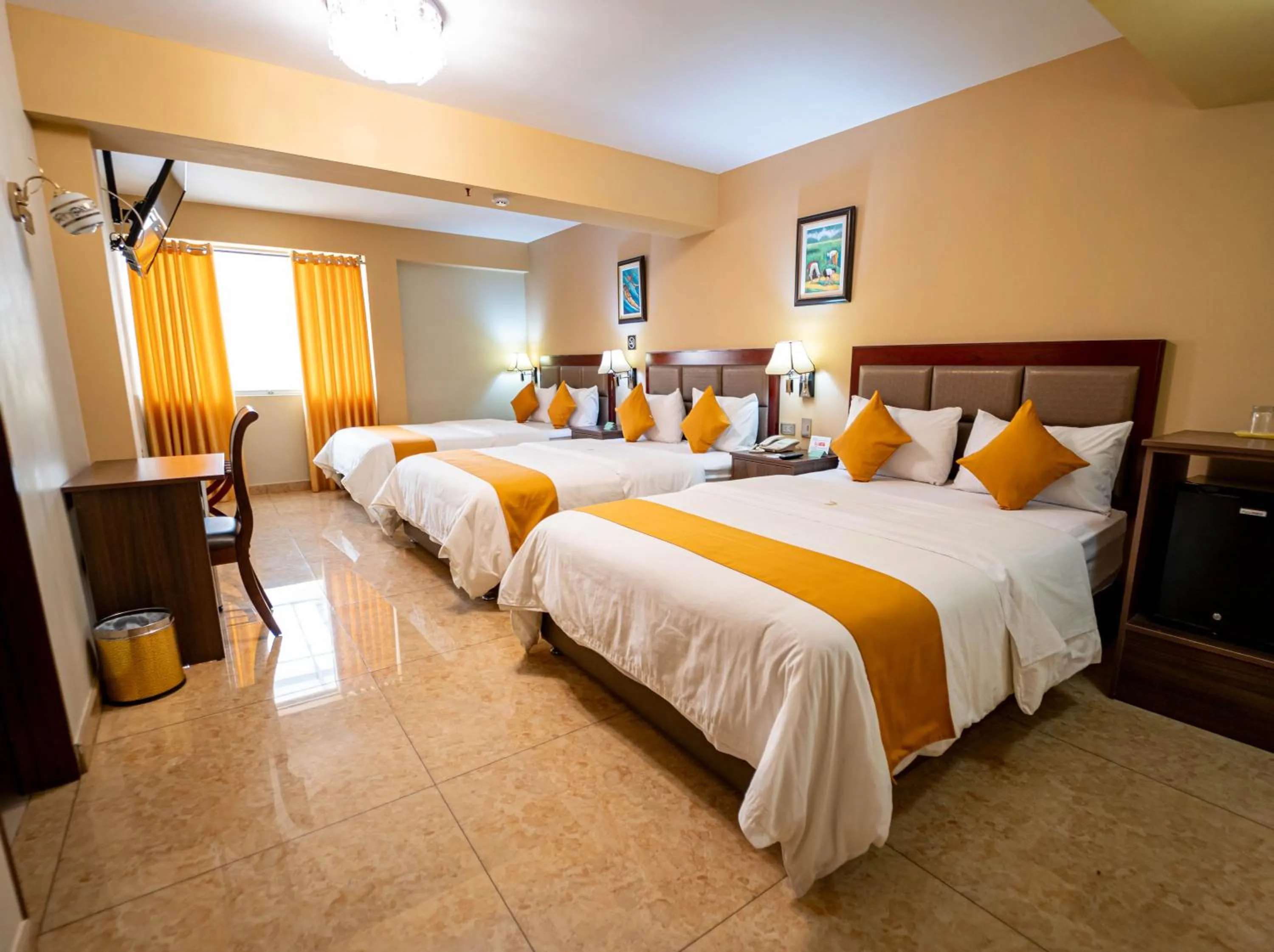 TV and multimedia, Bed in Gran Recreo Hotel - Trujillo - Perú