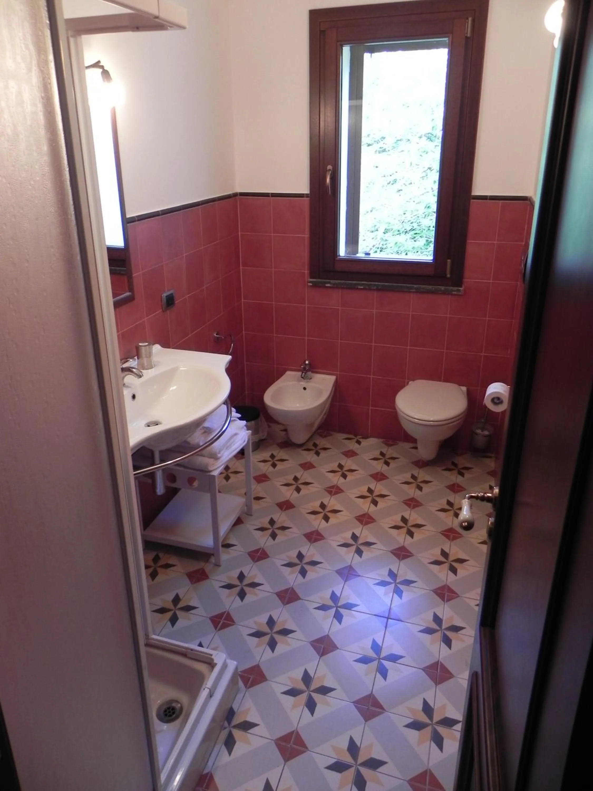 Bathroom in La Terra Del Mezzo