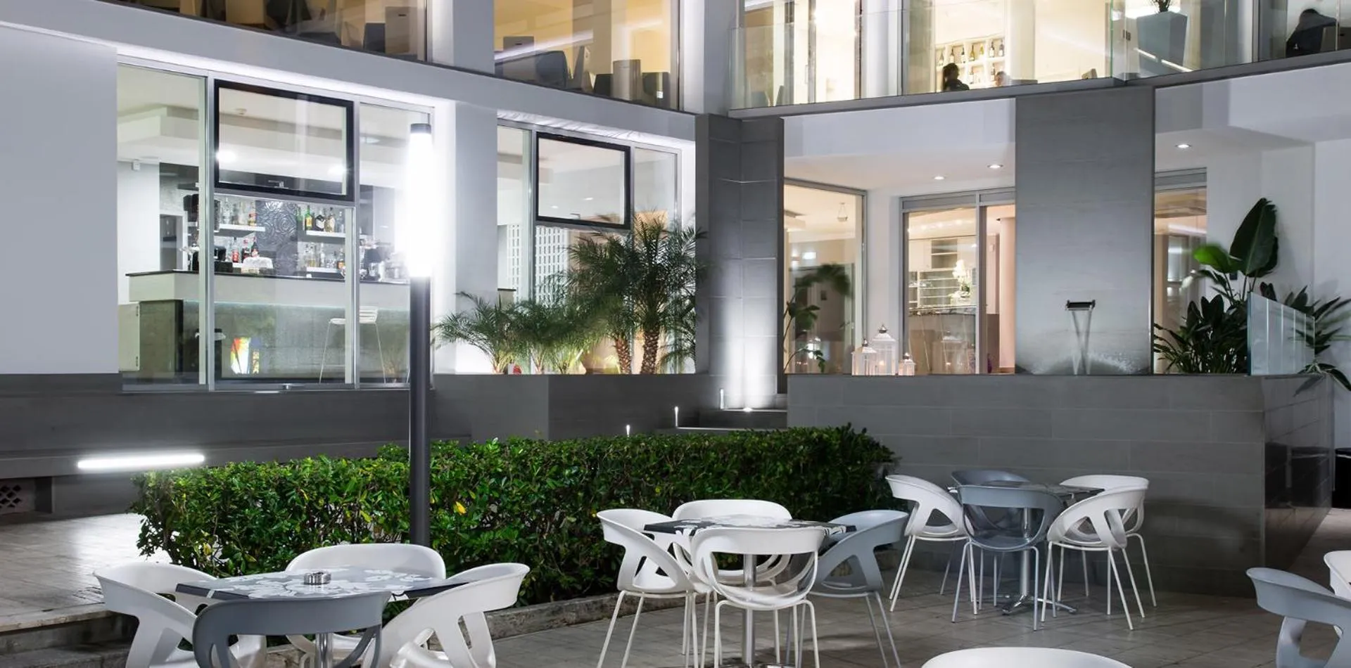 Garden in Hotel Excelsior