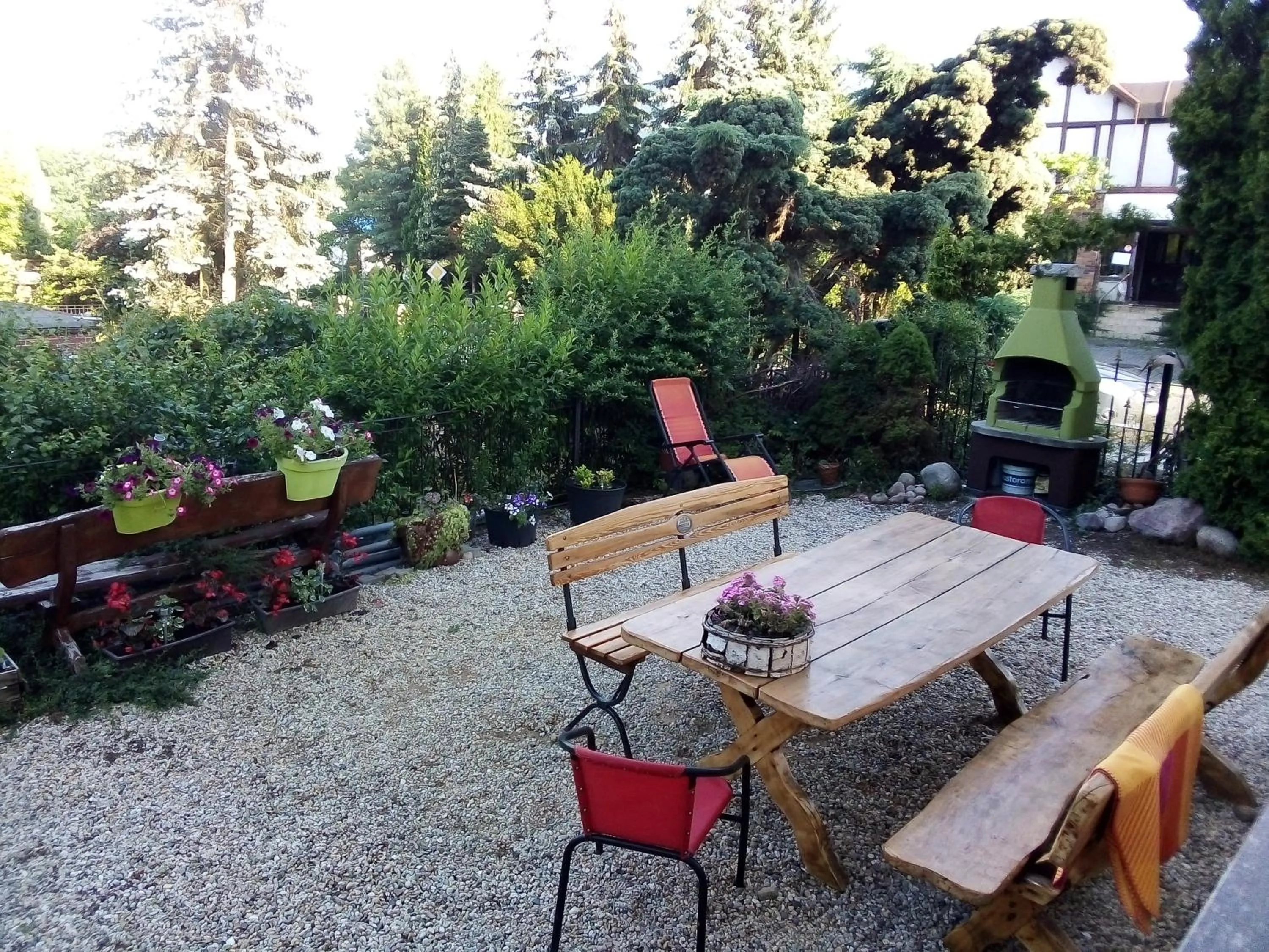 Restaurant/Places to Eat in Villa Minerva