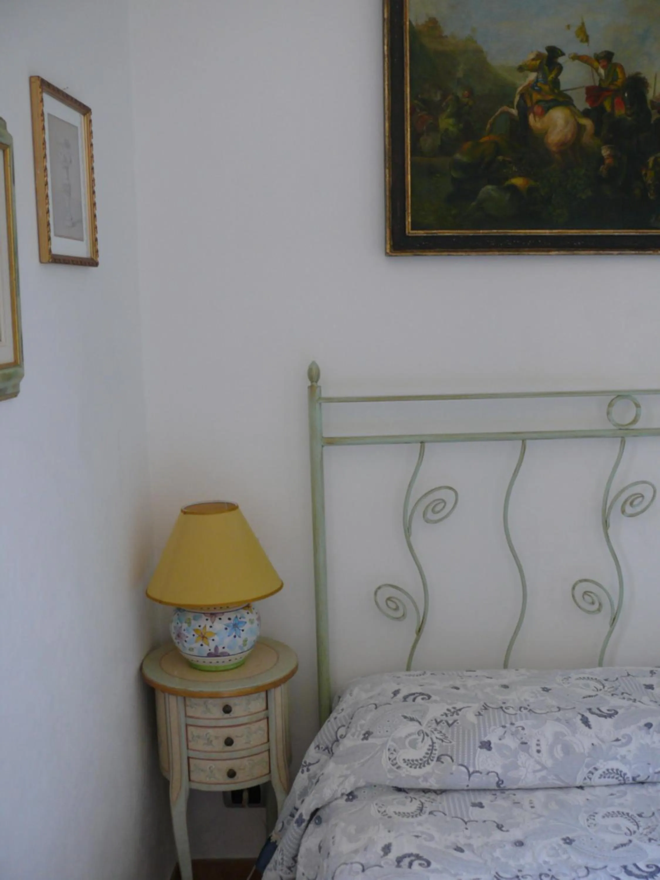 Photo of the whole room, Bed in La Posada