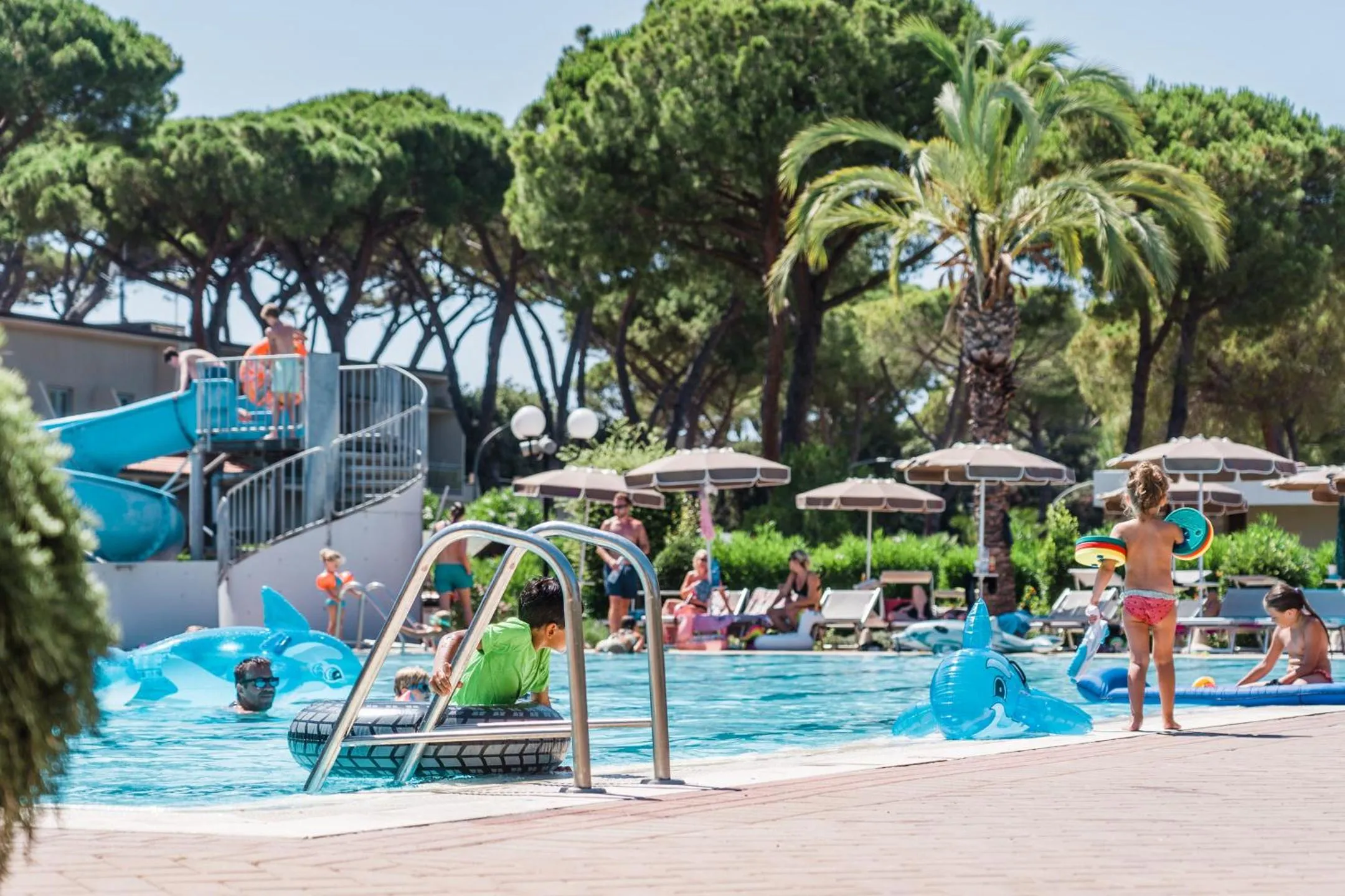 Golfo del Sole Hotel & Holiday Resort