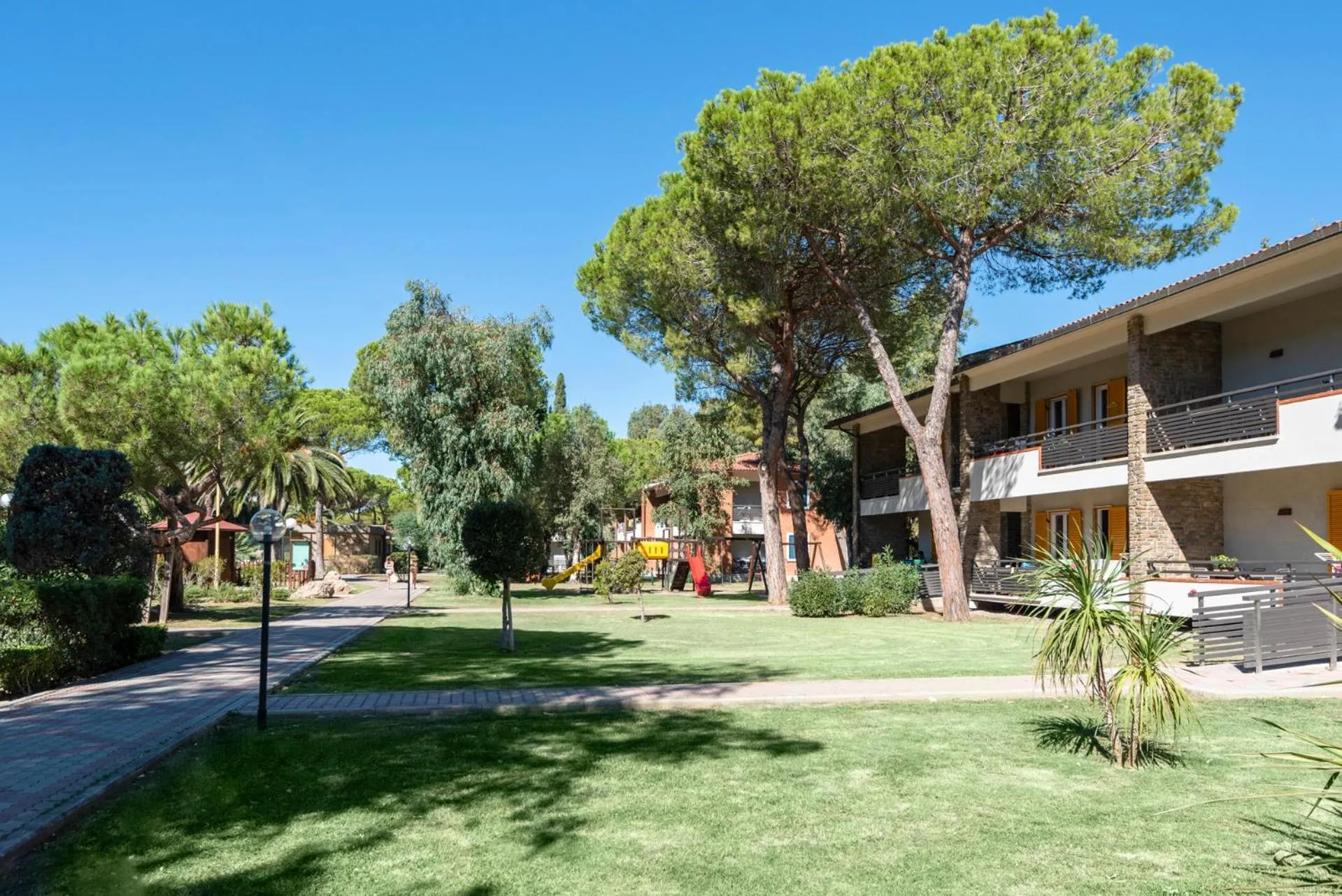 Garden in Golfo del Sole Hotel & Holiday Resort