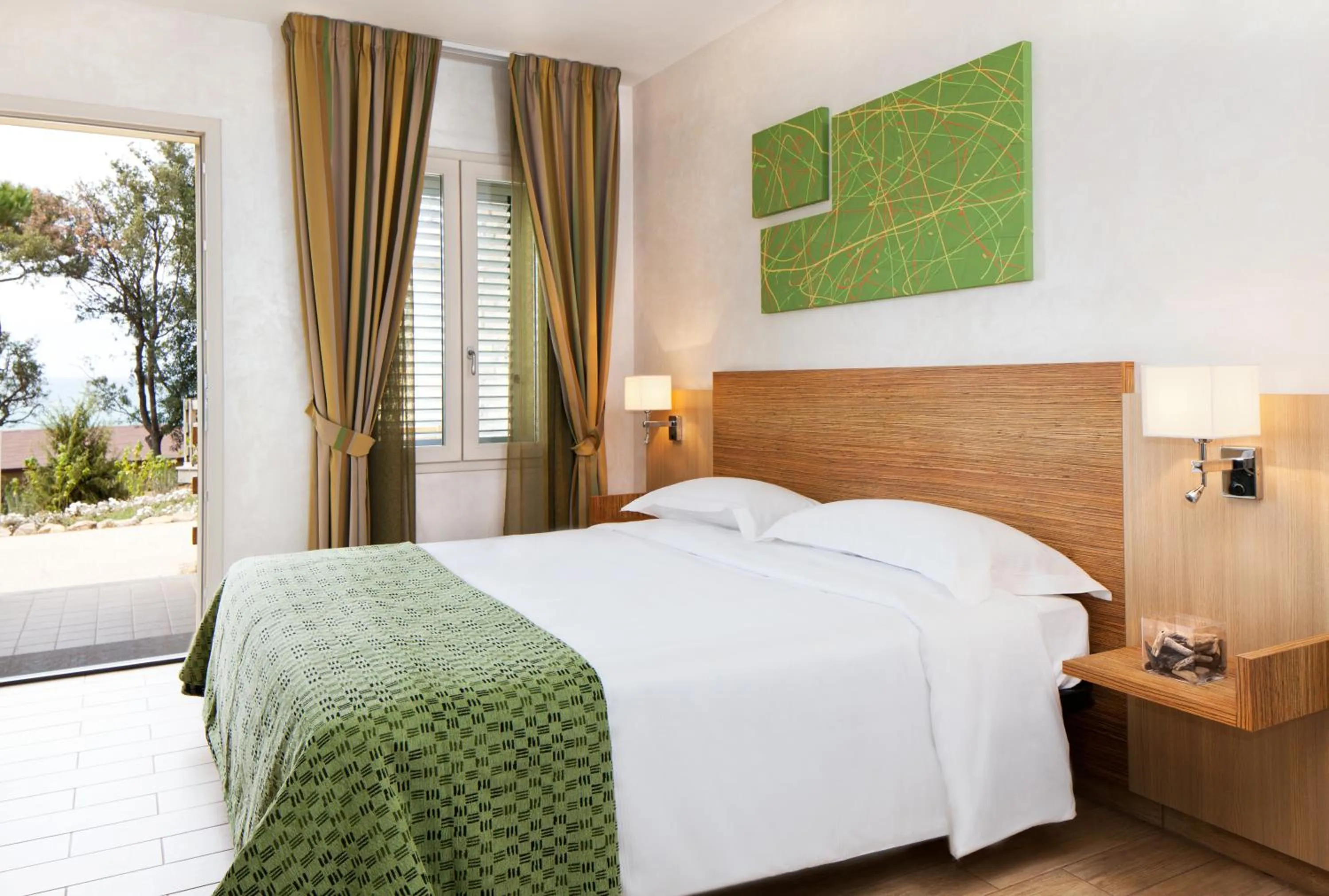 Bedroom, Bed in Golfo del Sole Hotel & Holiday Resort