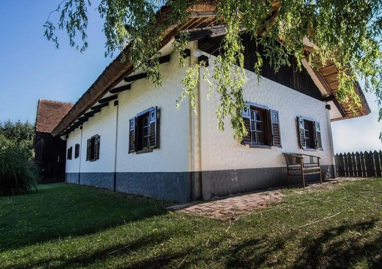 Property building in Hotel Strk