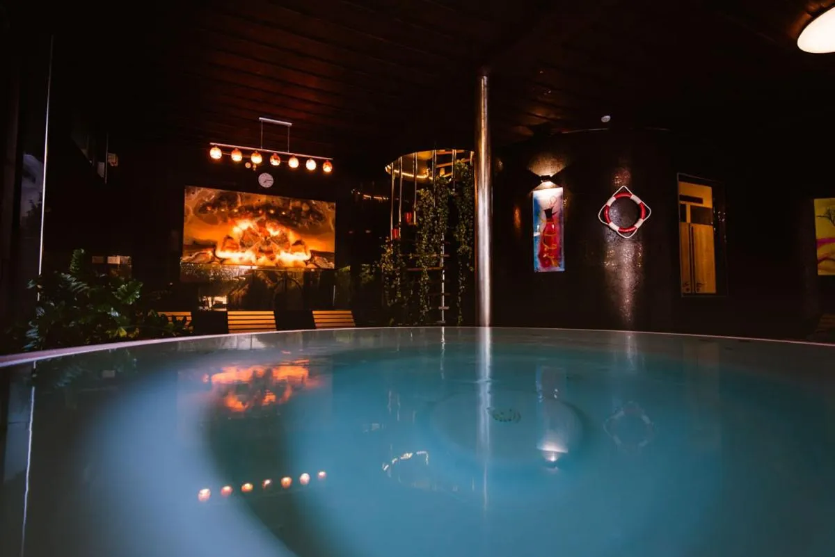 Massage in Hotel Strk