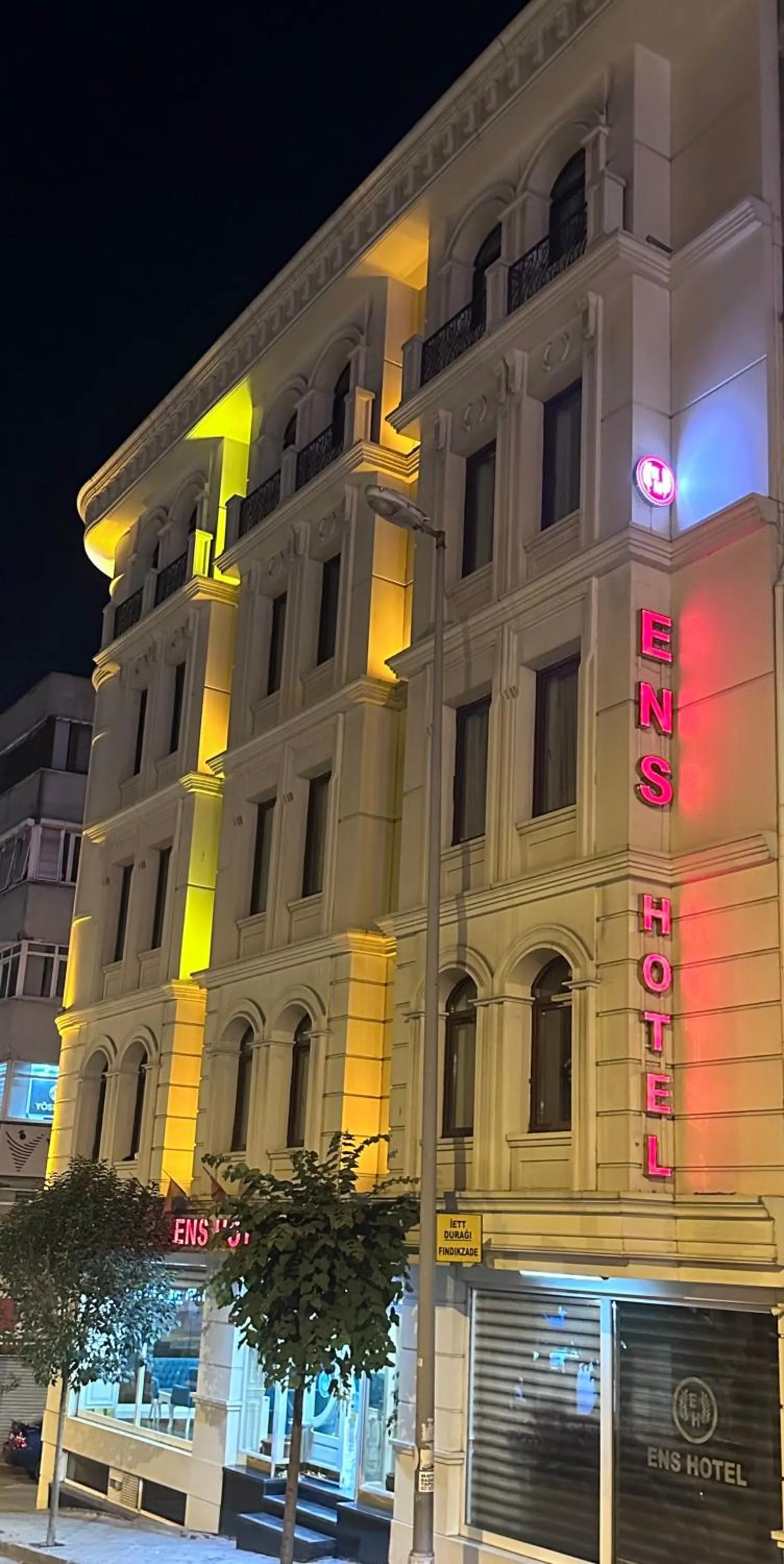 Ens Hotel