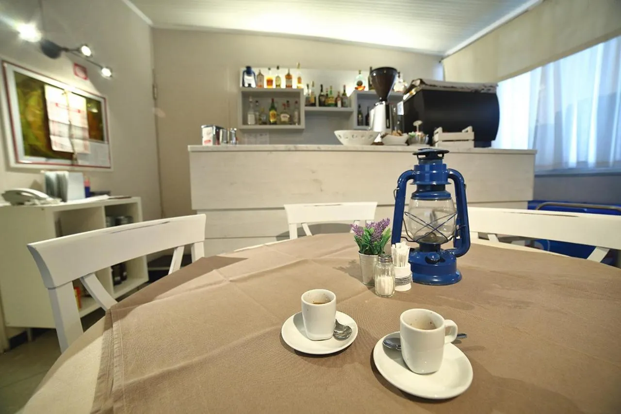 Restaurant/places to eat in Hotel Villa Rosa