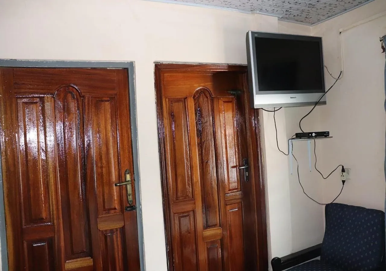 TV and multimedia in To Be Hotel