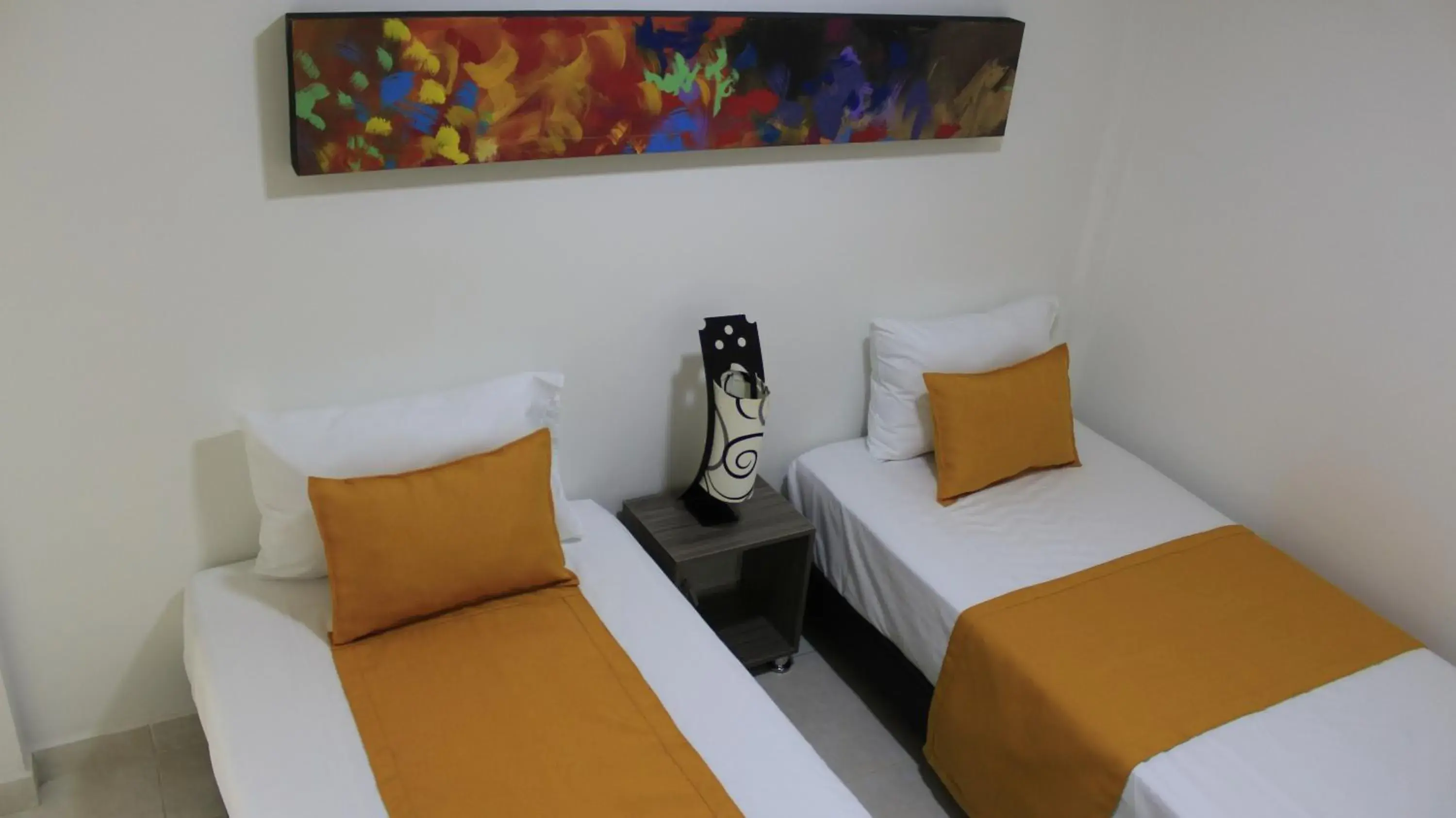 Double or Twin Room in Hotel Pereira 421 Double or Twin Room in Hotel Pereira 421