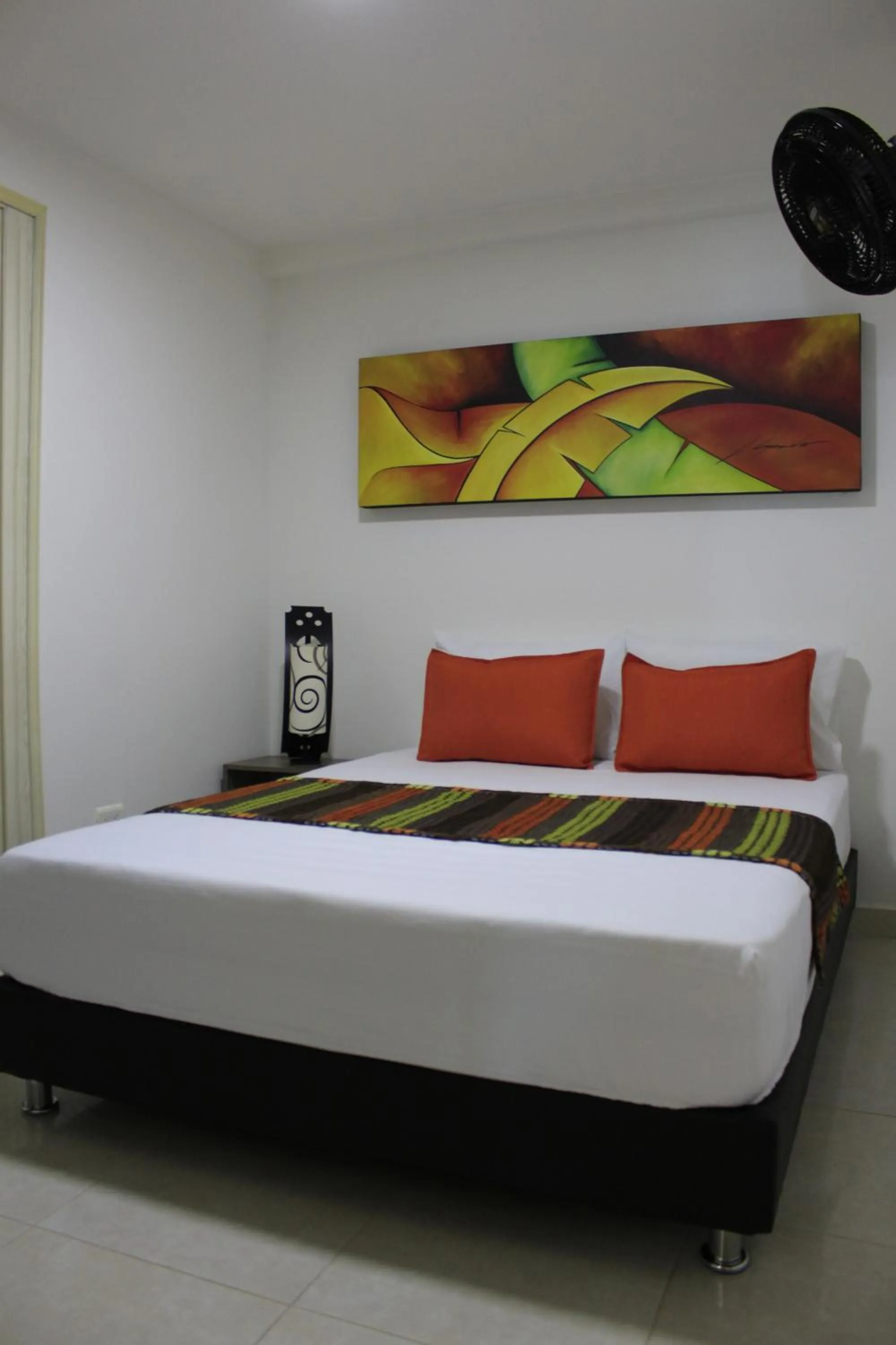 Photo of the whole room, Bed in Hotel Pereira 421