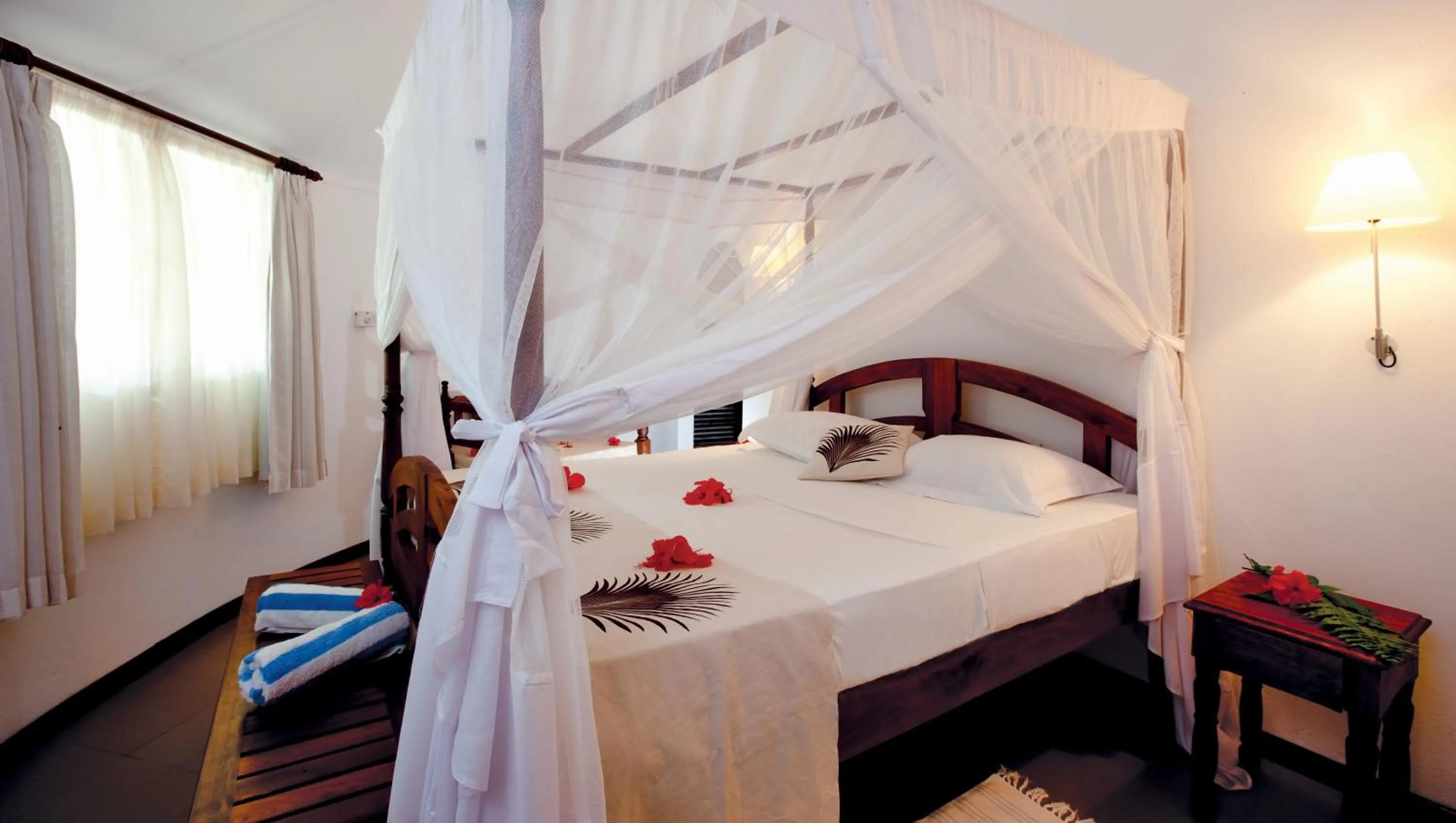 Photo of the whole room, Bed in Hotel Cote d'or Lodge