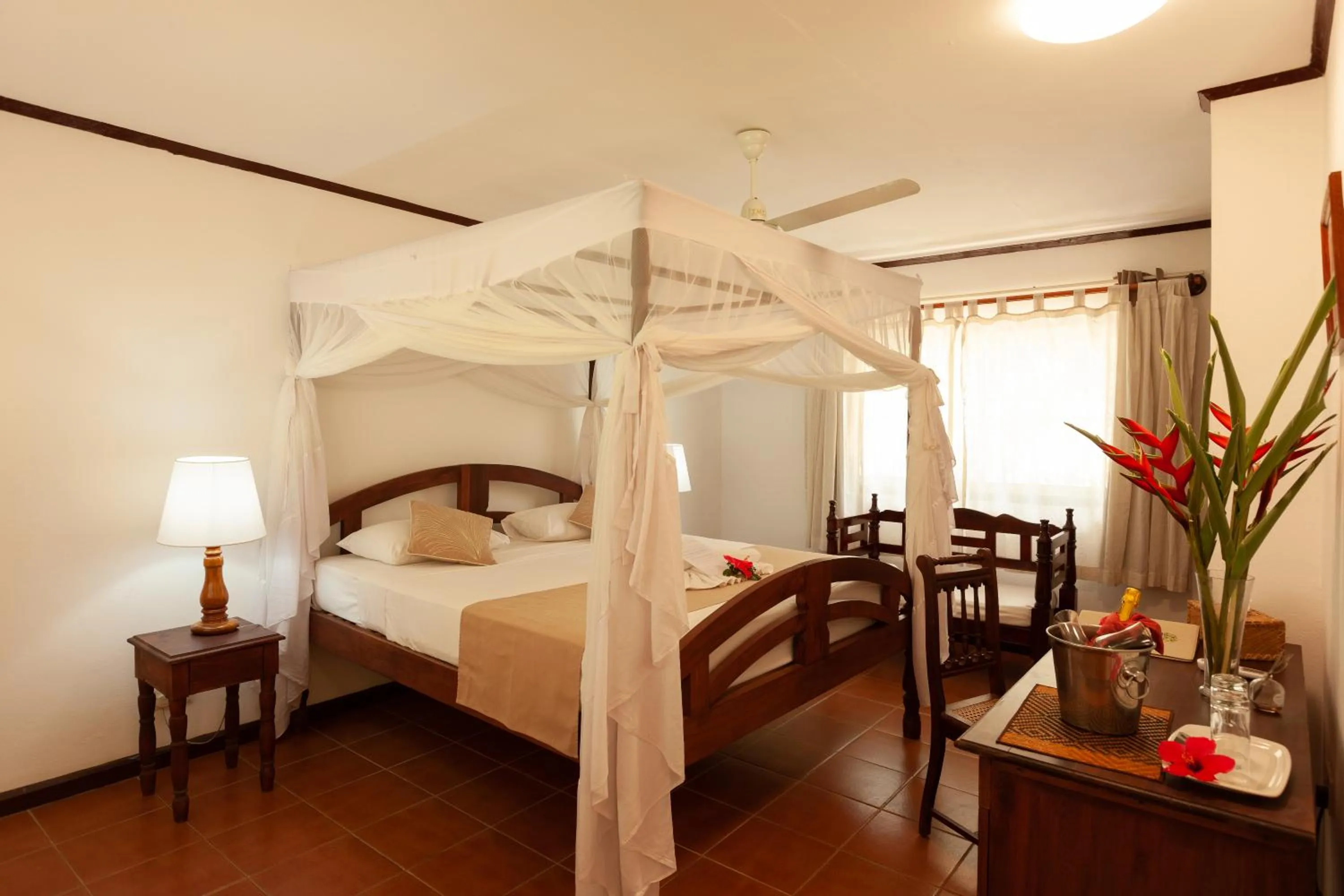 Bed in Hotel Cote d'or Lodge