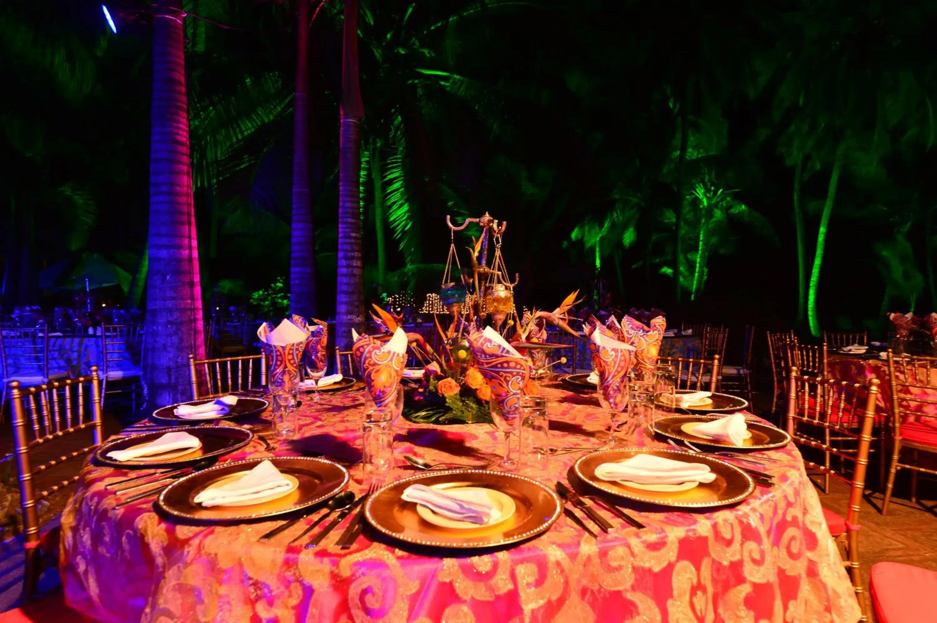 Food in Diani Reef Beach Resort & Spa - Your Beachfront Bliss Awaits Food in Diani Reef Beach Resort & Spa - Your Beachfront Bliss Awaits