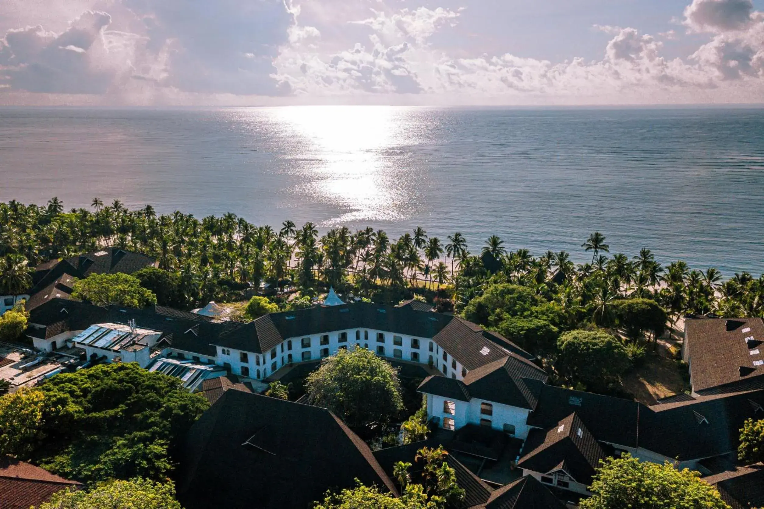 Property building in Diani Reef Beach Resort & Spa - Your Beachfront Bliss Awaits Property building in Diani Reef Beach Resort & Spa - Your Beachfront Bliss Awaits